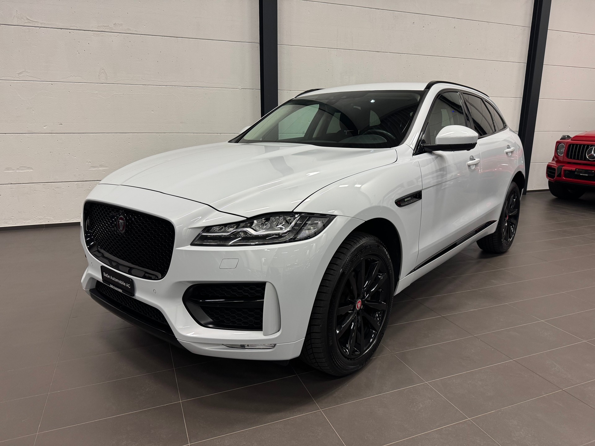 JAGUAR F-Pace 25t 2.0 R-Sport AWD Automatik