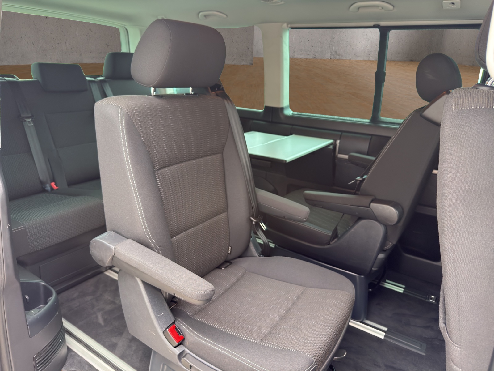 VW T6 Multivan 2.0 TDI Comfortline DSG-image-10