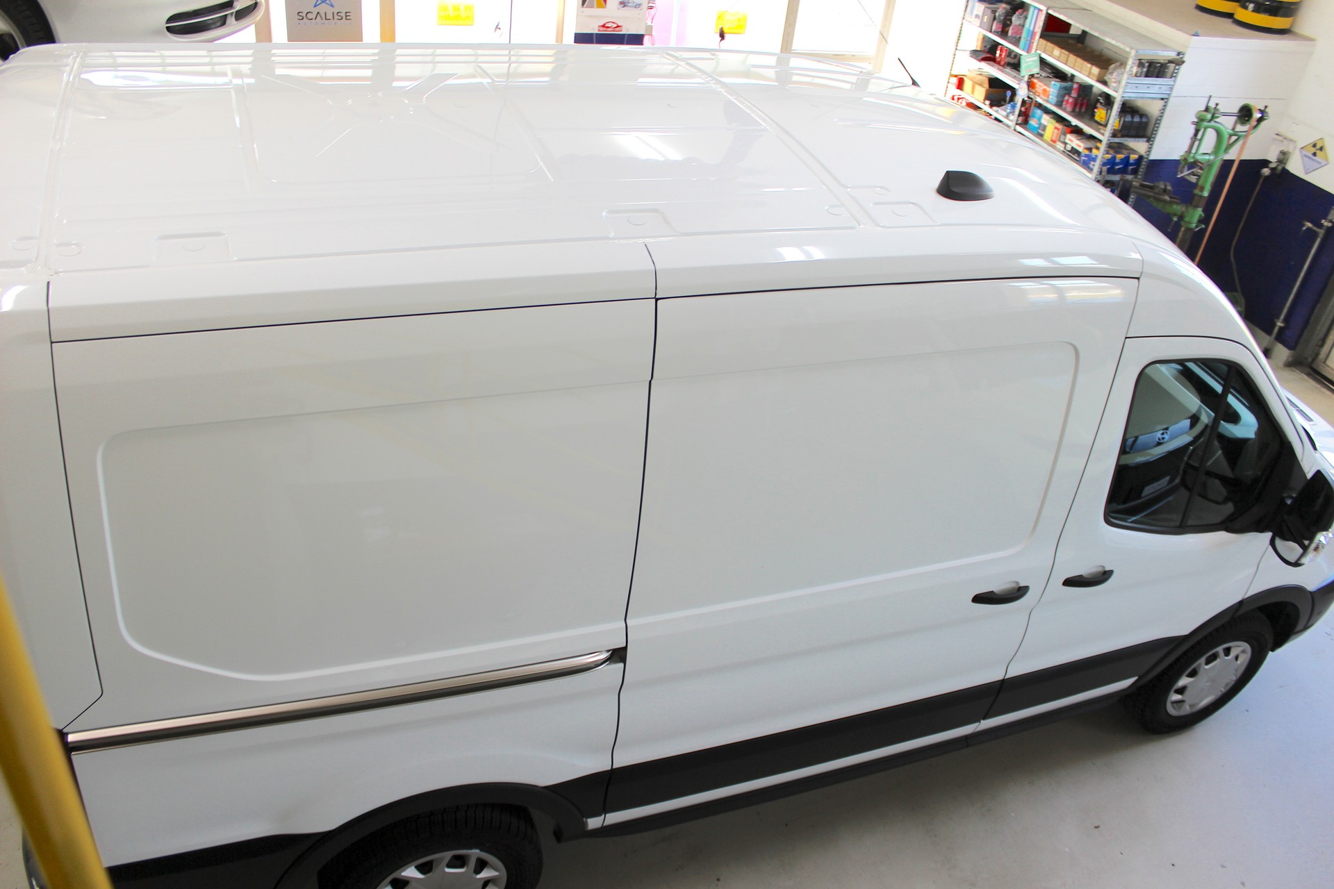 FORD E-Transit Van 350 L2 H2 Trend RWD 68kWh 💥 TOP Ausstattung 💥 Lieferung möglich-image-13