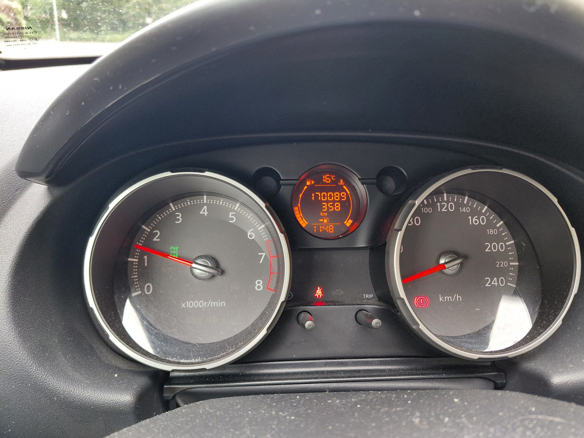 NISSAN Qashqai 2.0 4WD i-Way-image-10
