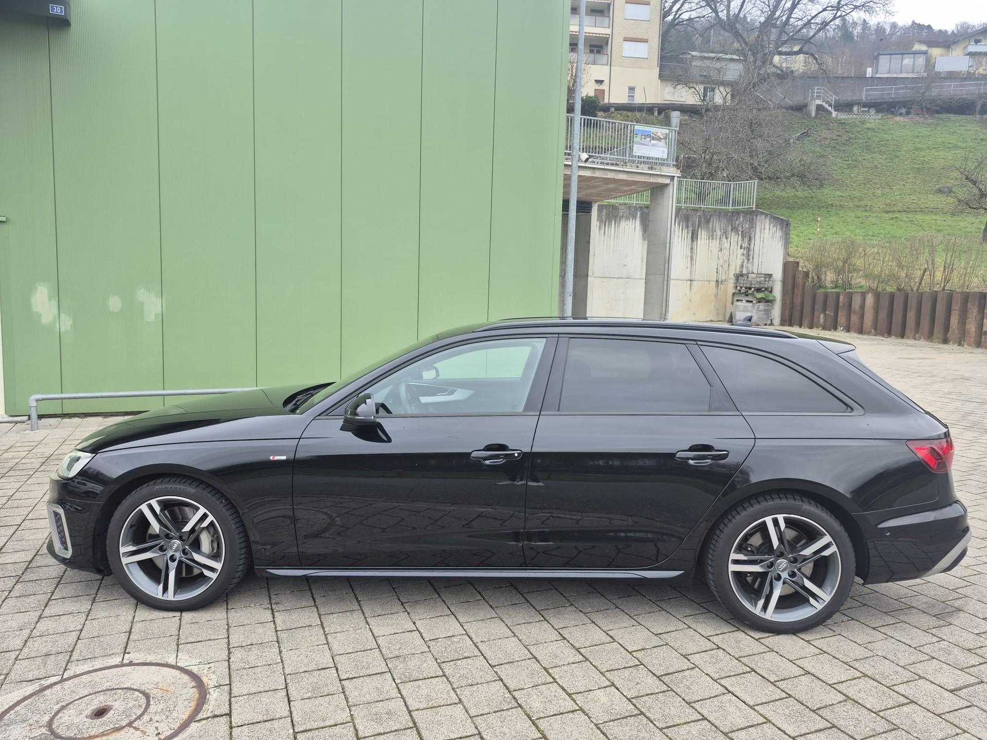 AUDI A4 Avant 50 TDI S line quattro tiptronic-image-5