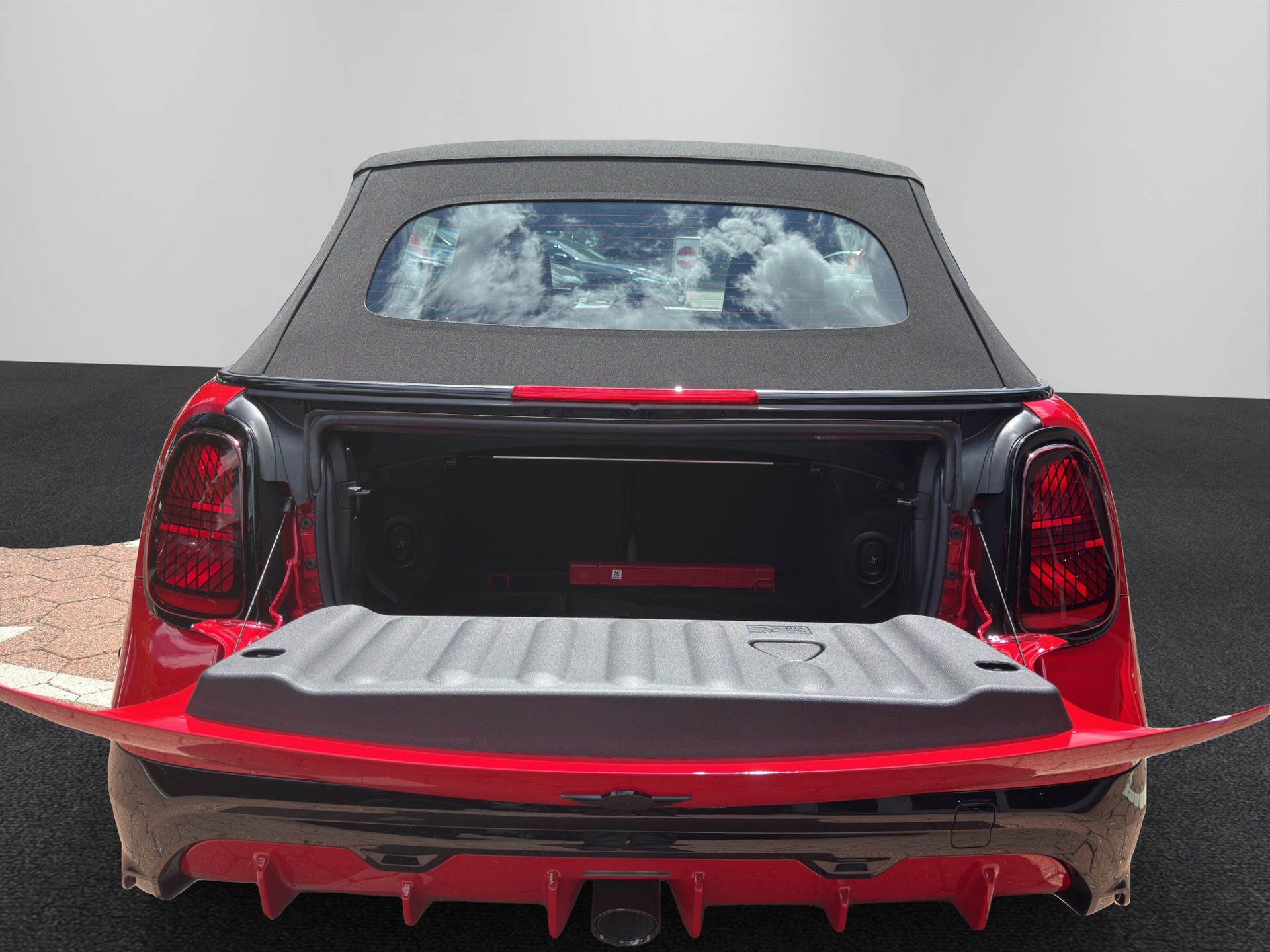 MINI JCW Cabrio-image-20