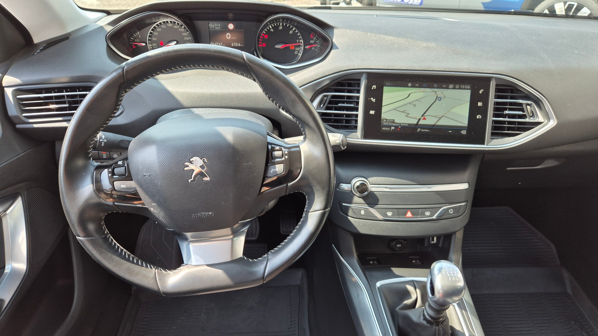 PEUGEOT 308 SW 1.5BHDI AllureEAT8-image-3
