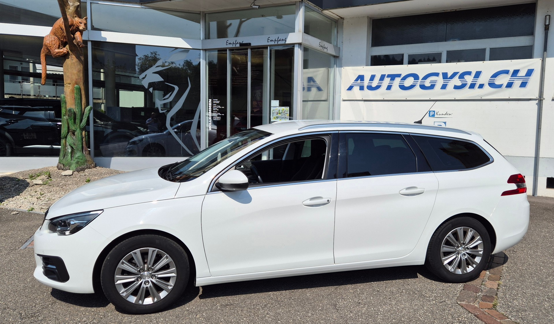 PEUGEOT 308 SW 1.5BHDI AllureEAT8-image-5