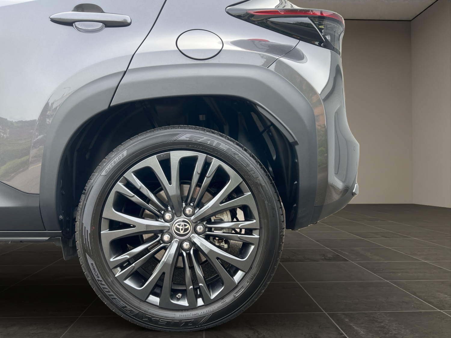 TOYOTA Yaris Cross 1.5 VVT-i HSD Adventure AWD-i-image-27