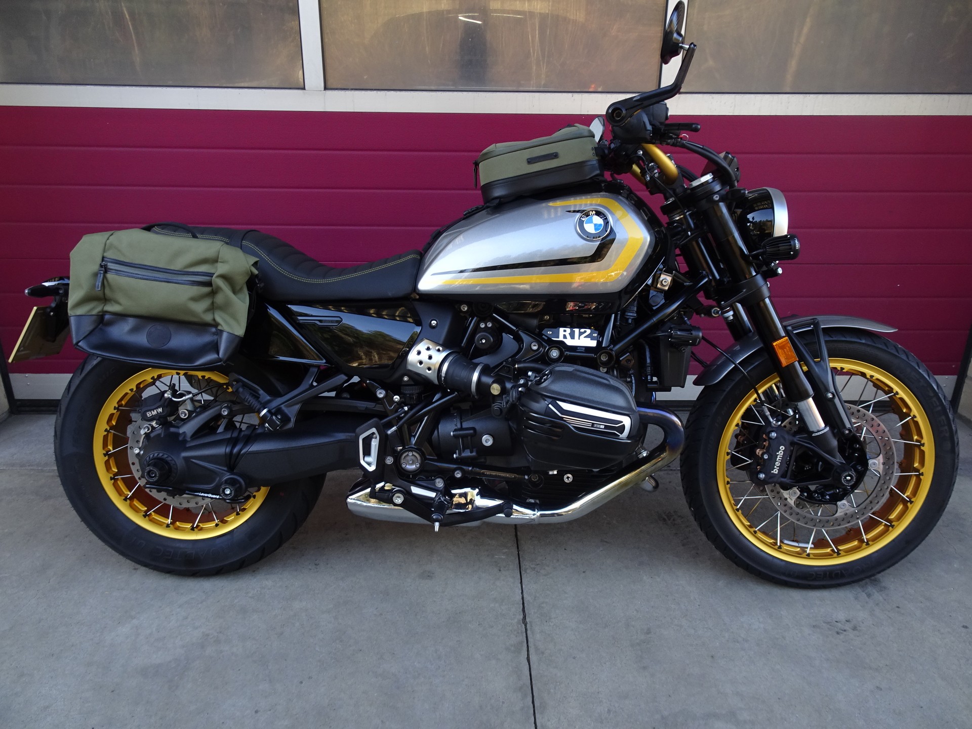 BMW R 12-image-0