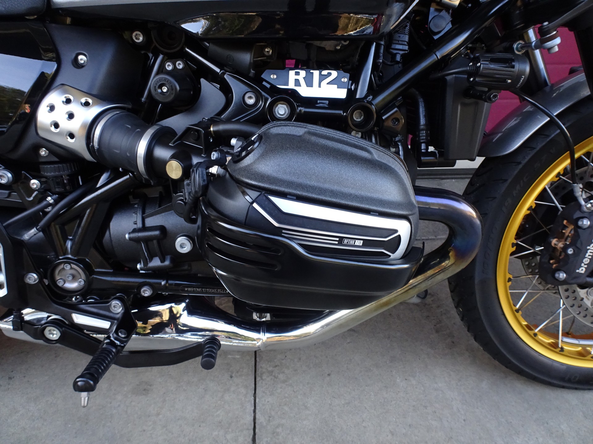 BMW R 12-image-9