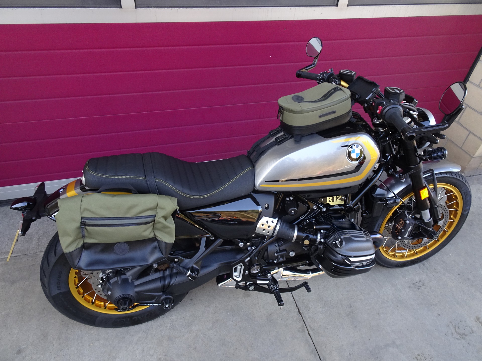 BMW R 12-image-14