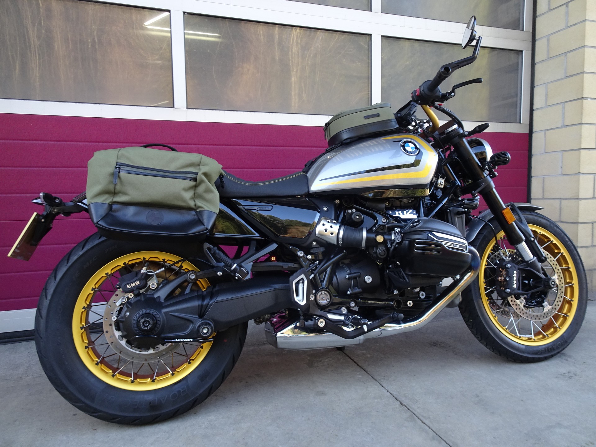 BMW R 12-image-8