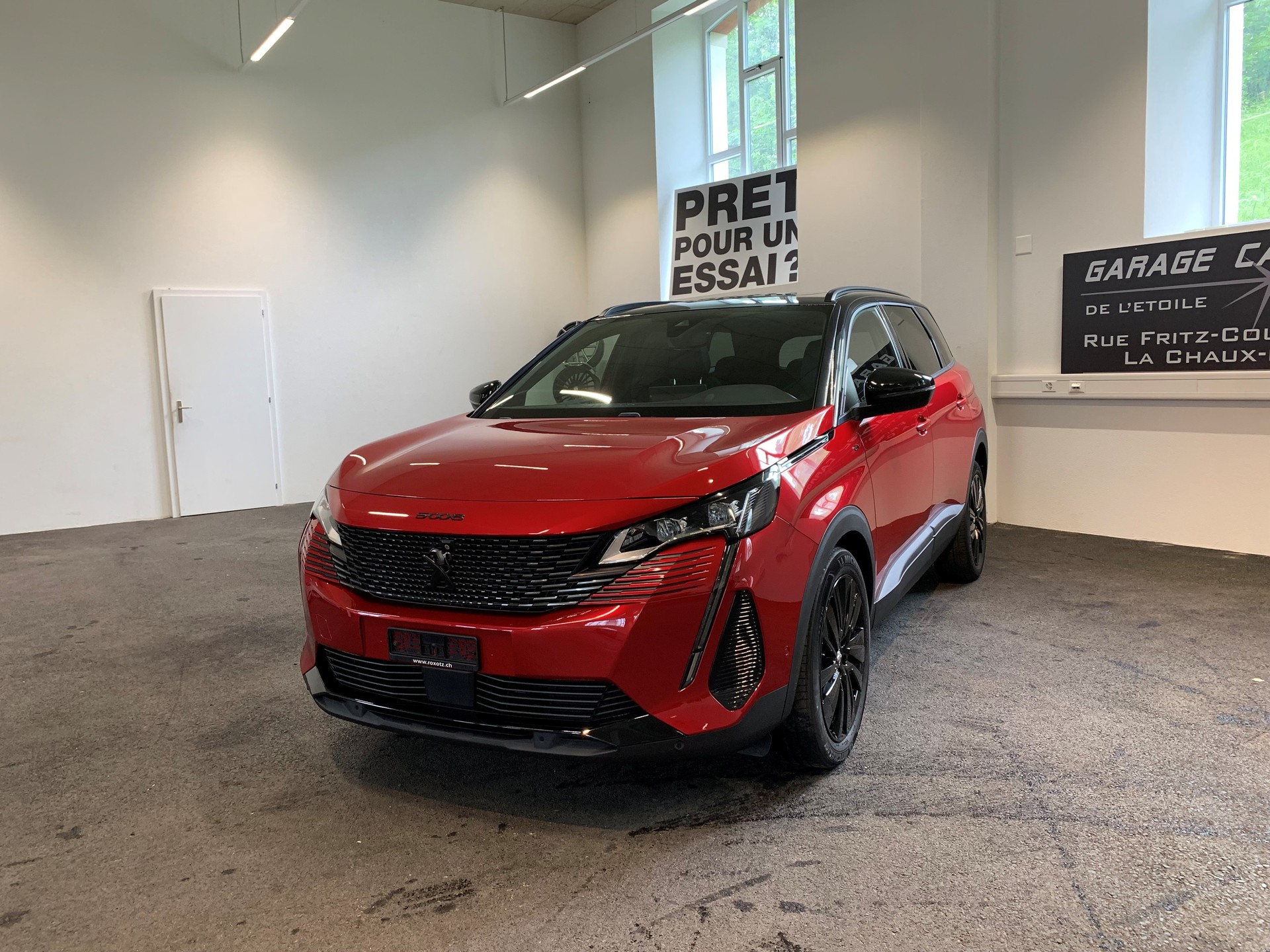 PEUGEOT 5008 1.6 Pure Tech GT Pack EAT8