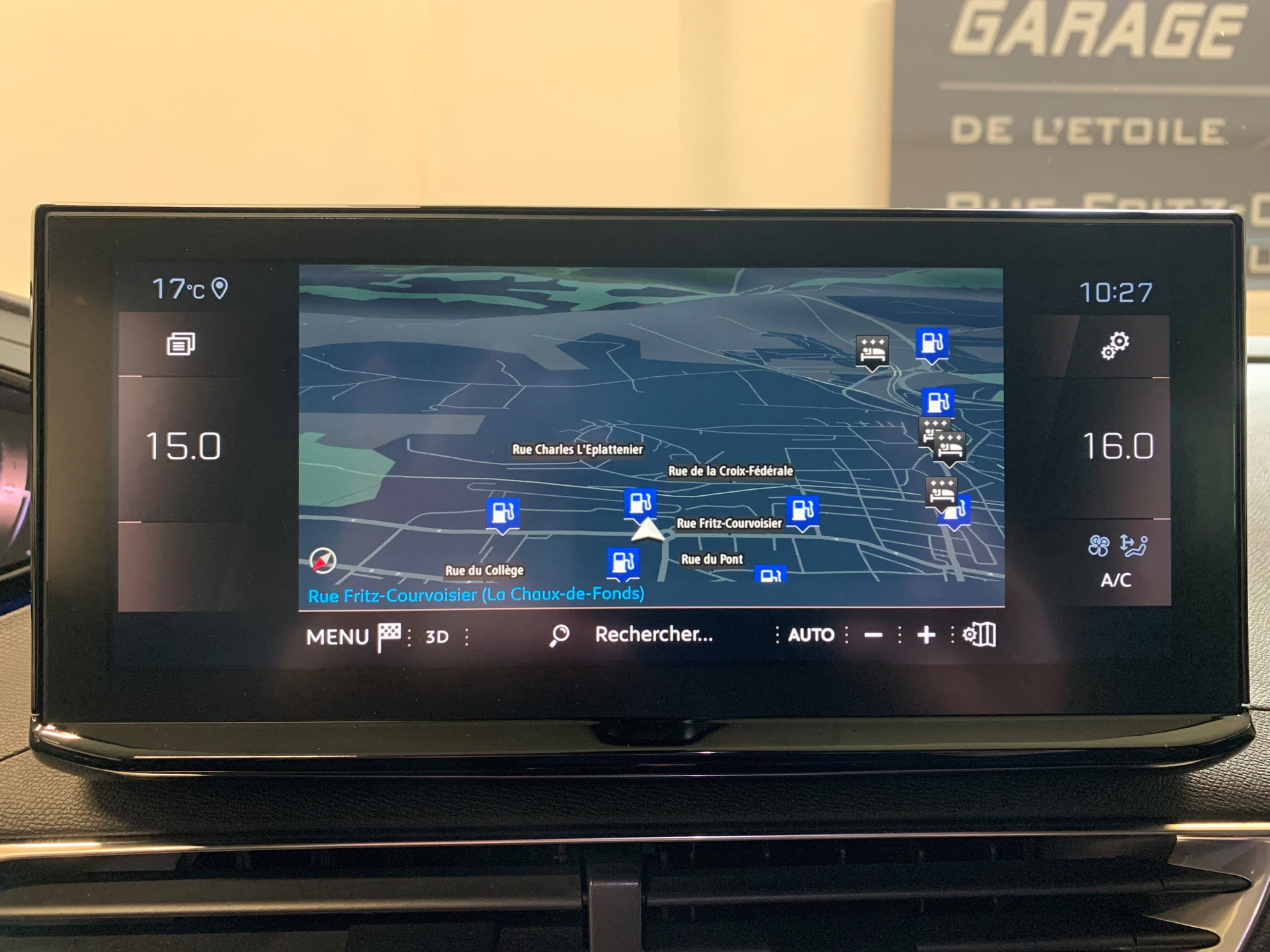 PEUGEOT 5008 1.6 Pure Tech GT Pack EAT8-image-14