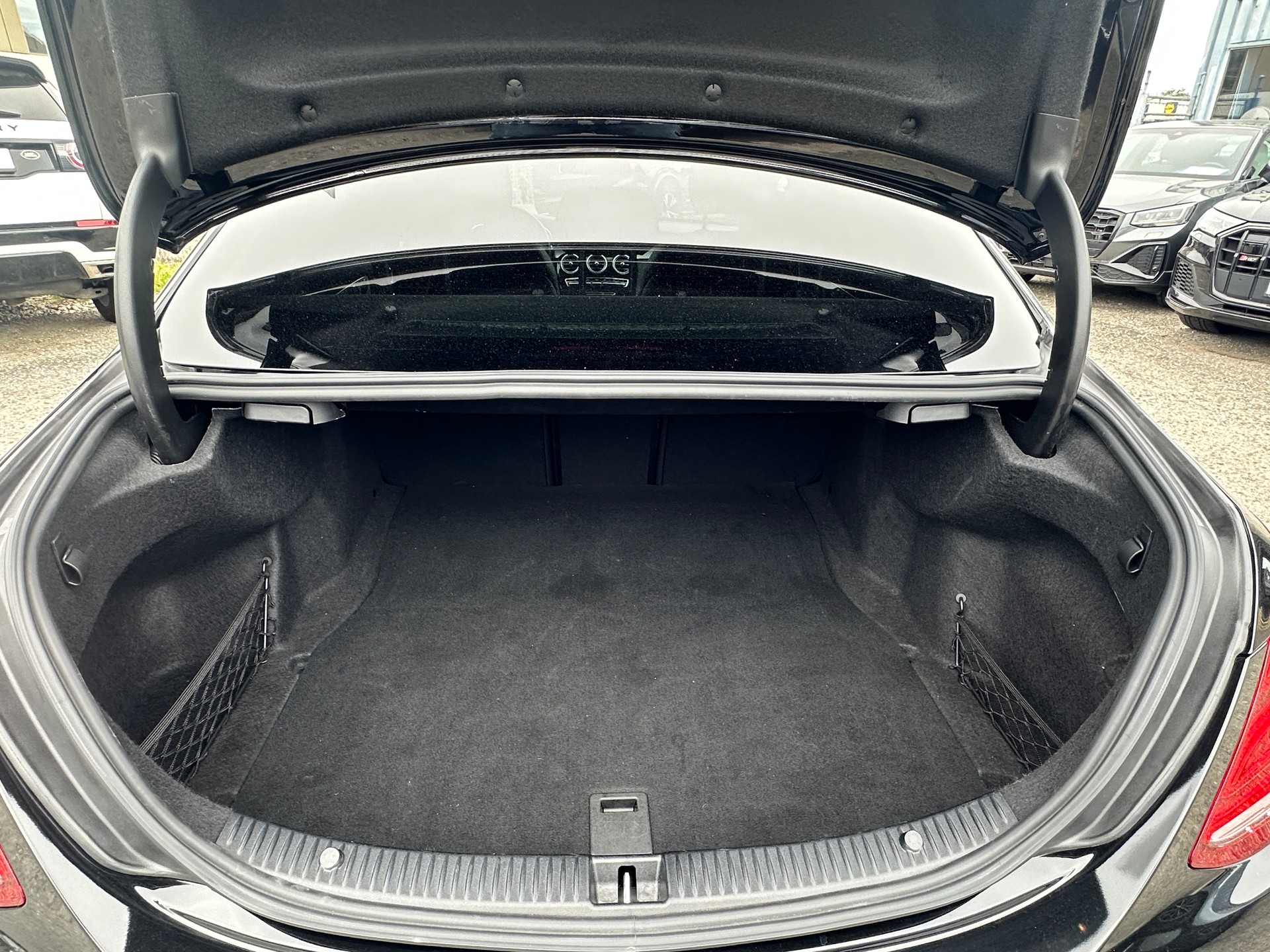 MERCEDES-BENZ C 300 AMG Line 7G-Tronic-image-8