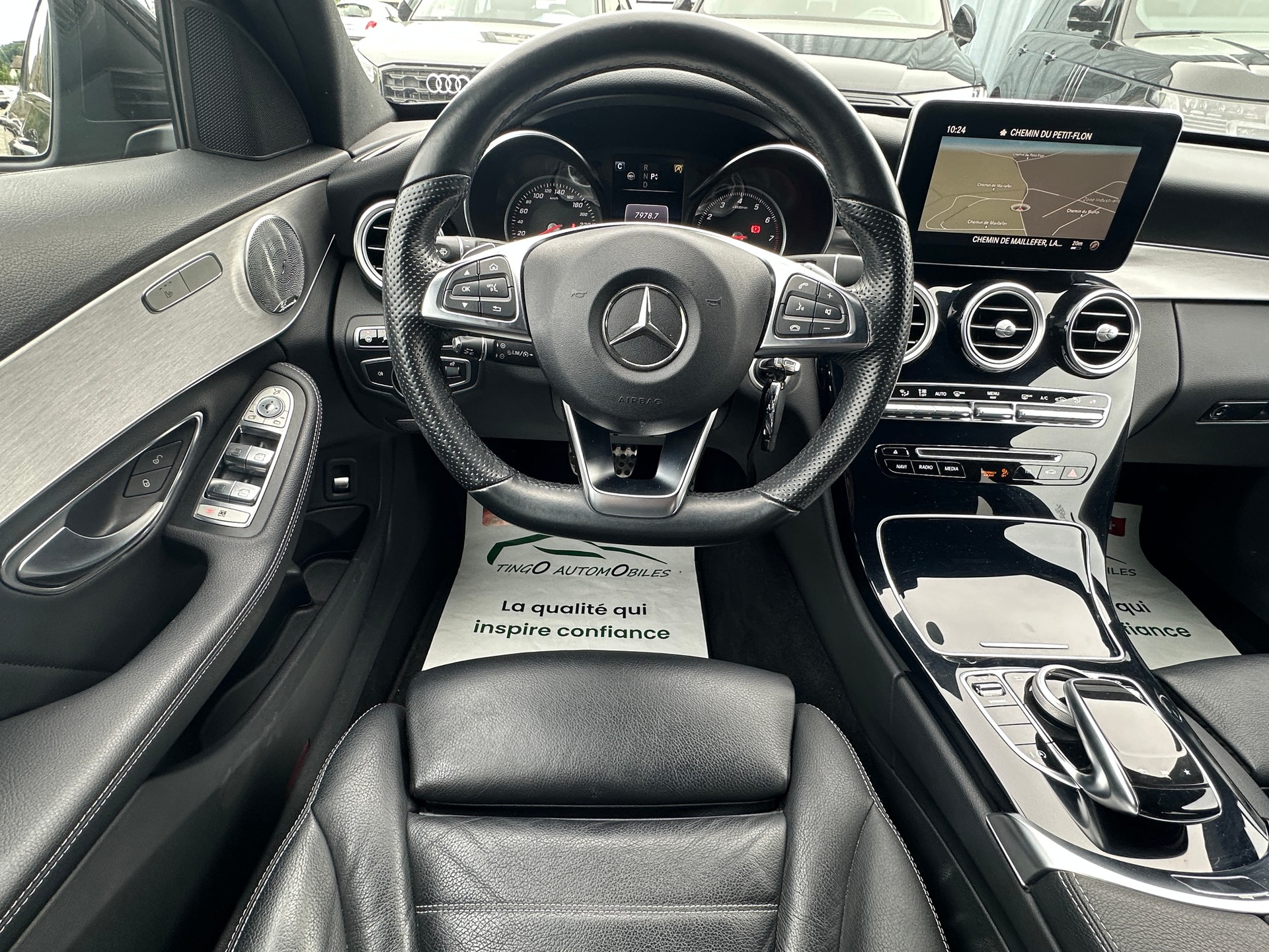 MERCEDES-BENZ C 300 AMG Line 7G-Tronic-image-18