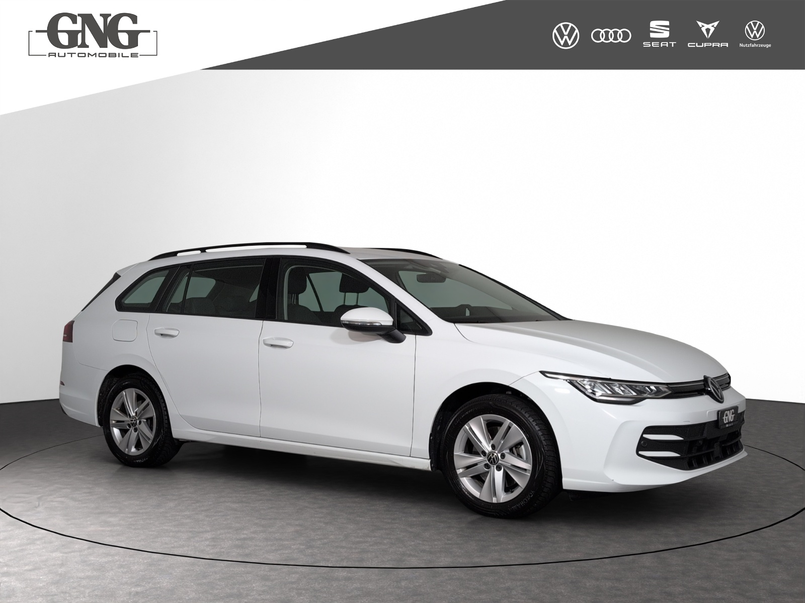 VW Golf Variant 2.0 TDI Life DSG-showroom-element-3
