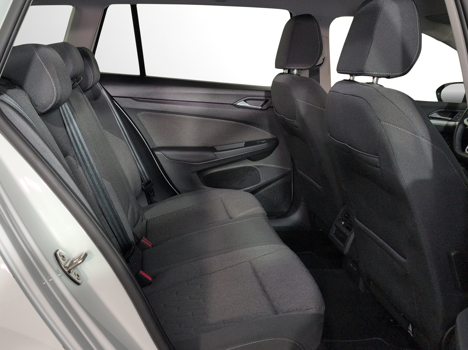VW Golf Variant 2.0 TDI Life DSG-image-8