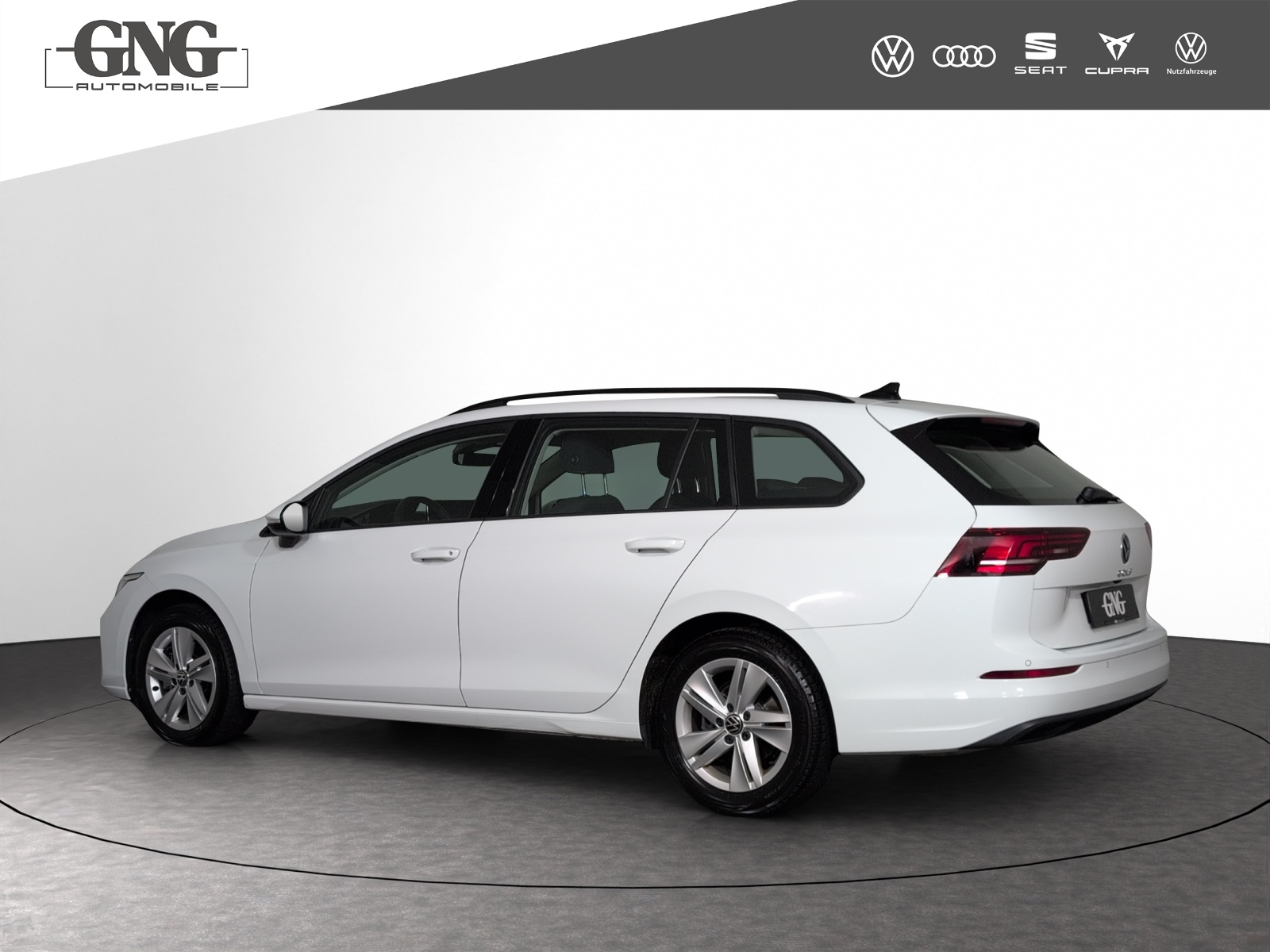VW Golf Variant 2.0 TDI Life DSG-showroom-element-1