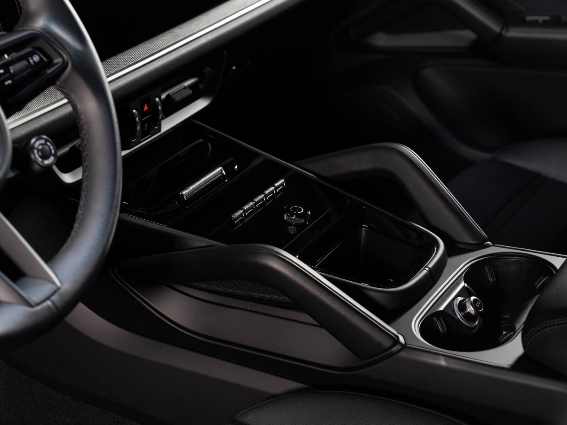 PORSCHE Cayenne S E-Hybrid-image-13