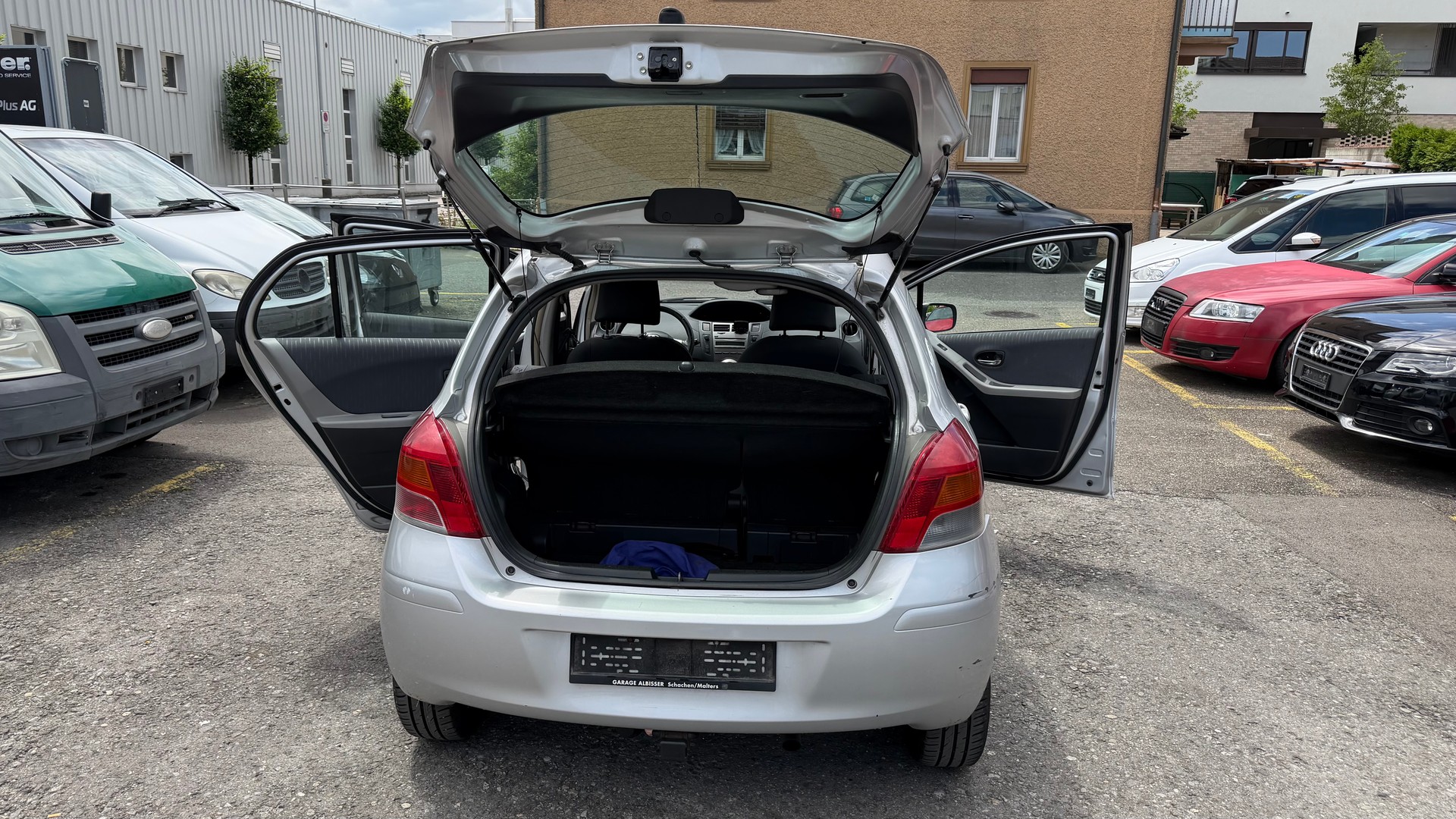 TOYOTA Yaris 1.33 Linea Terra-image-11