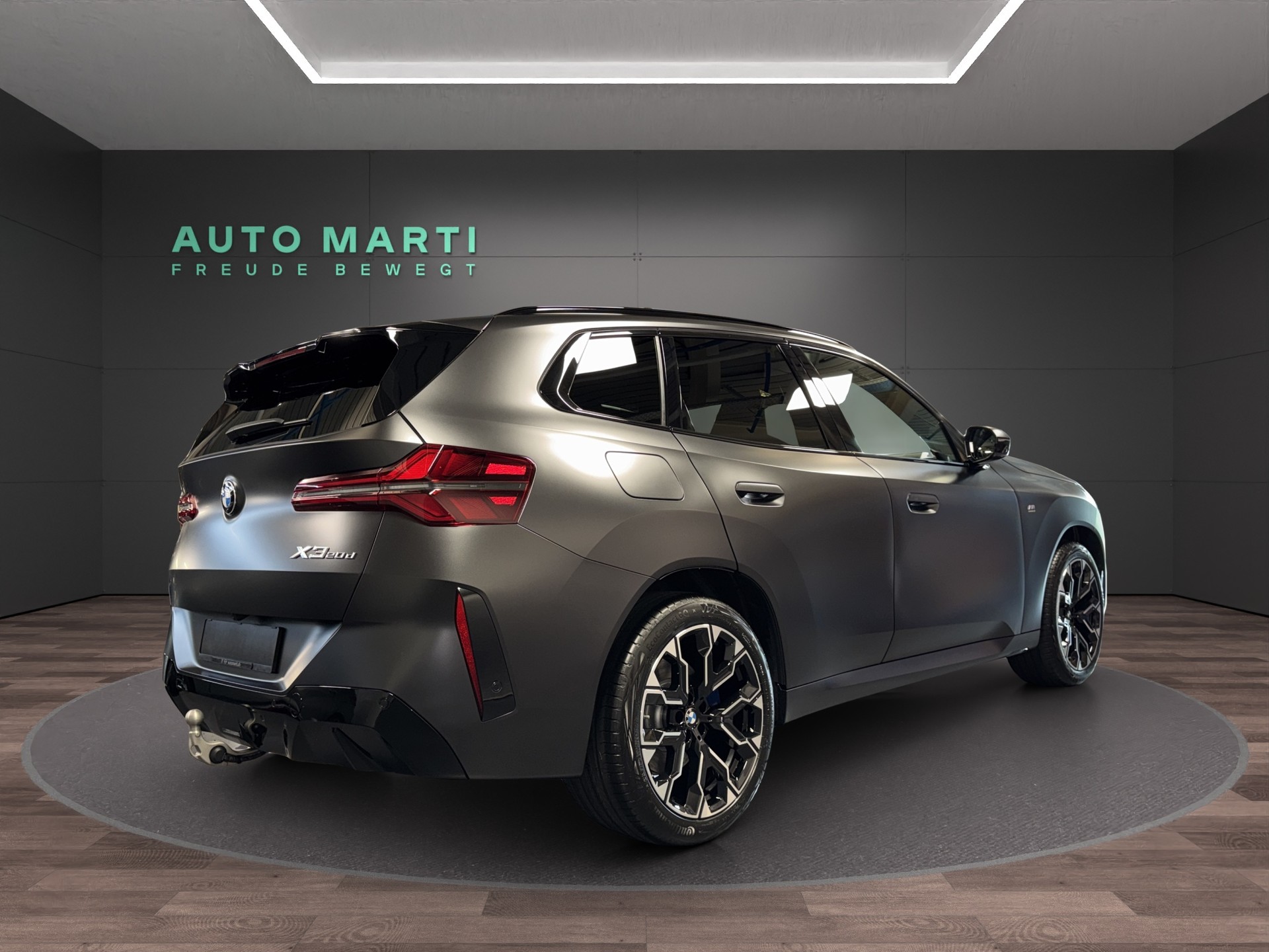 BMW X3 20d xDrive-showroom-element-3
