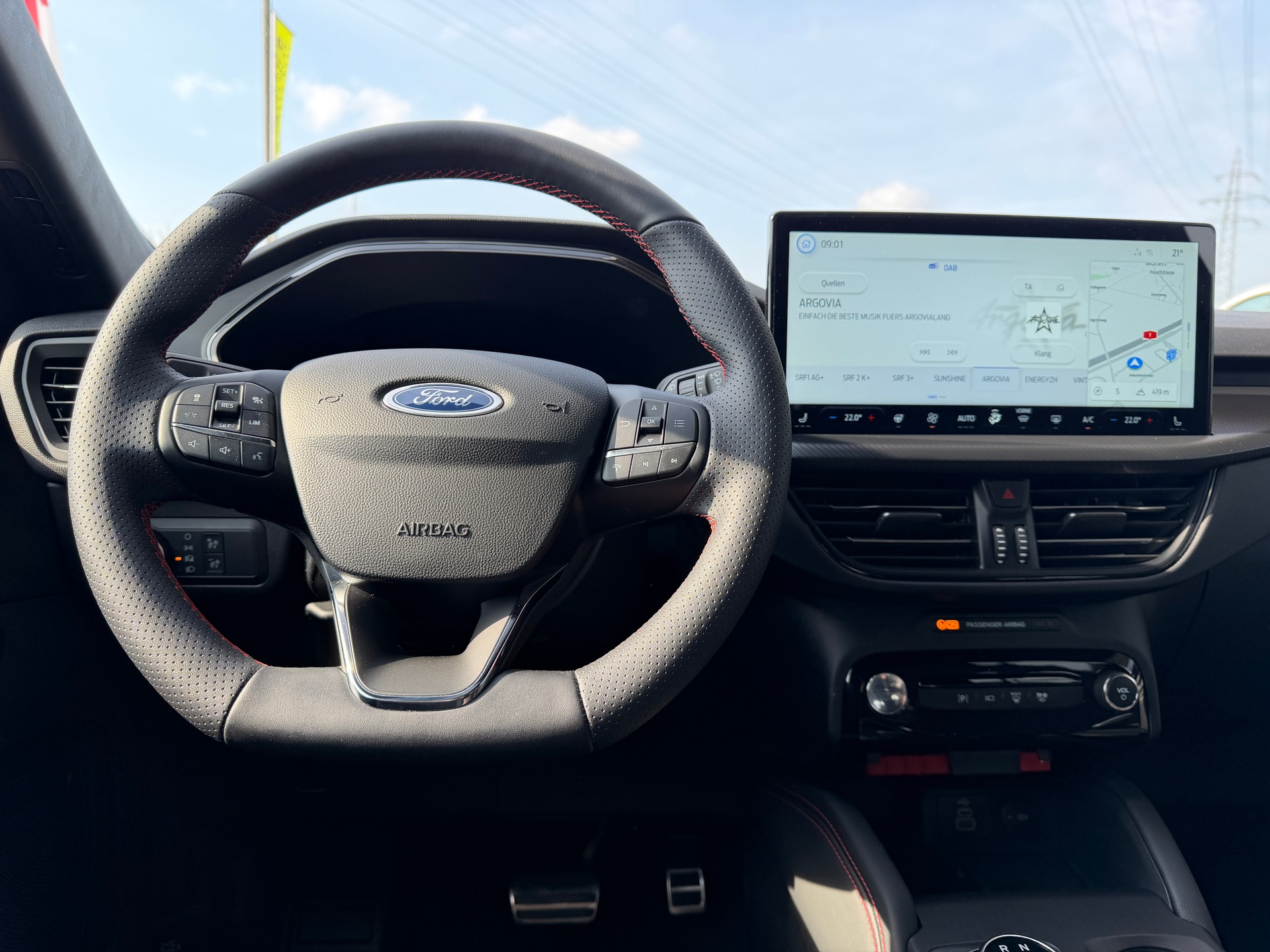 FORD Kuga 2.5 FHEV ST-Line X 4WD-image-7