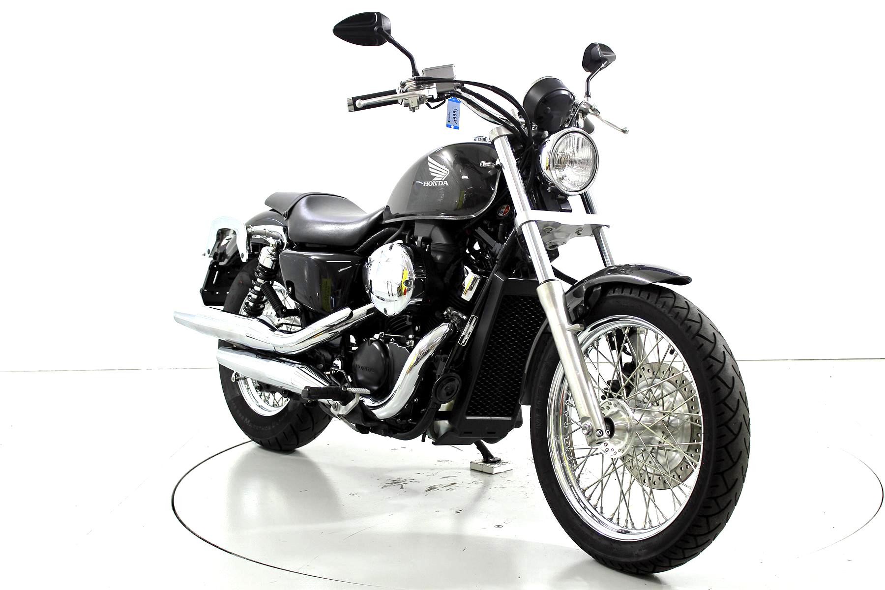 HONDA VT 750S ABS-image-1