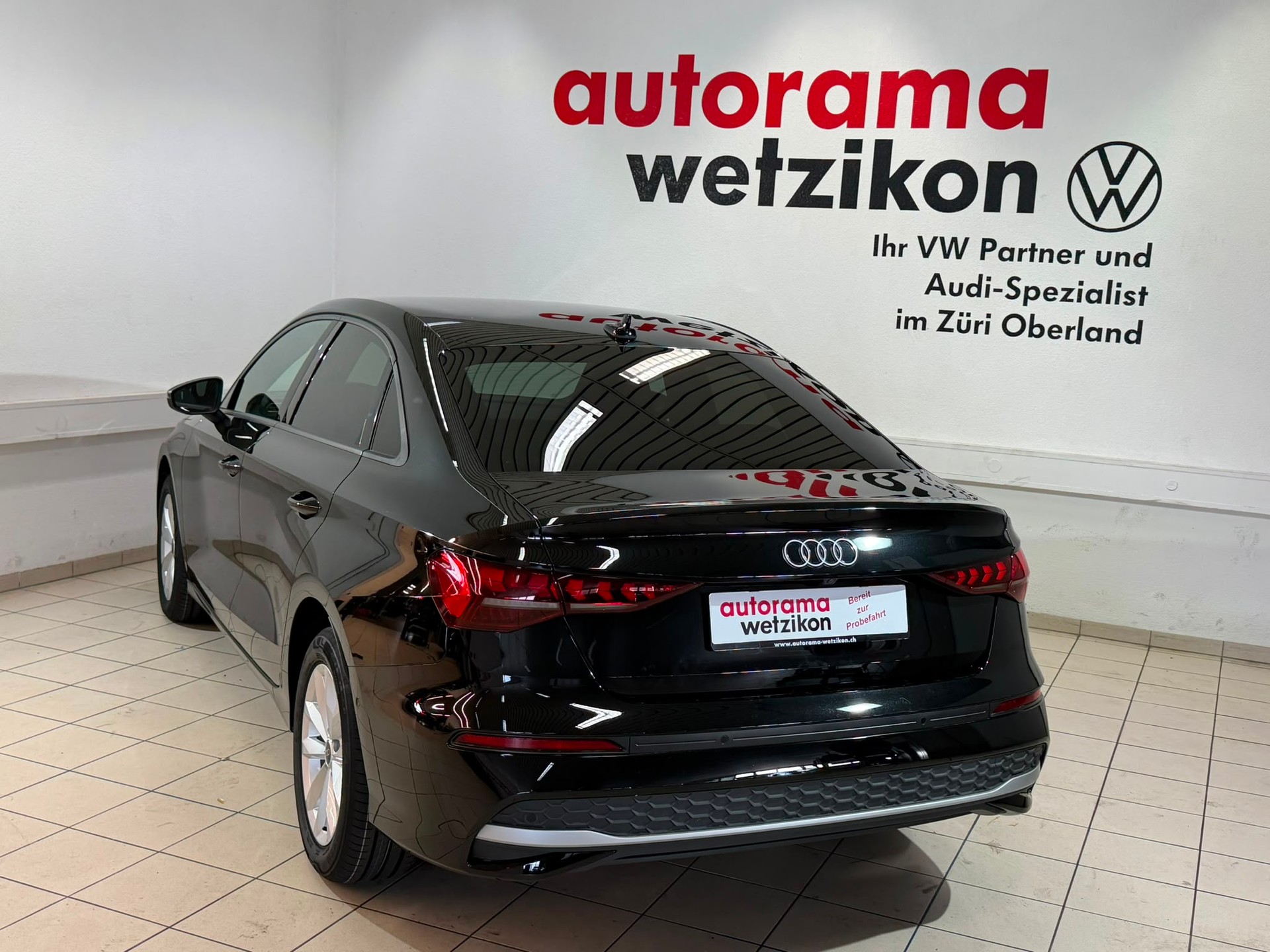 AUDI Limousine 2.0 TDI S-Tronic-showroom-element-3
