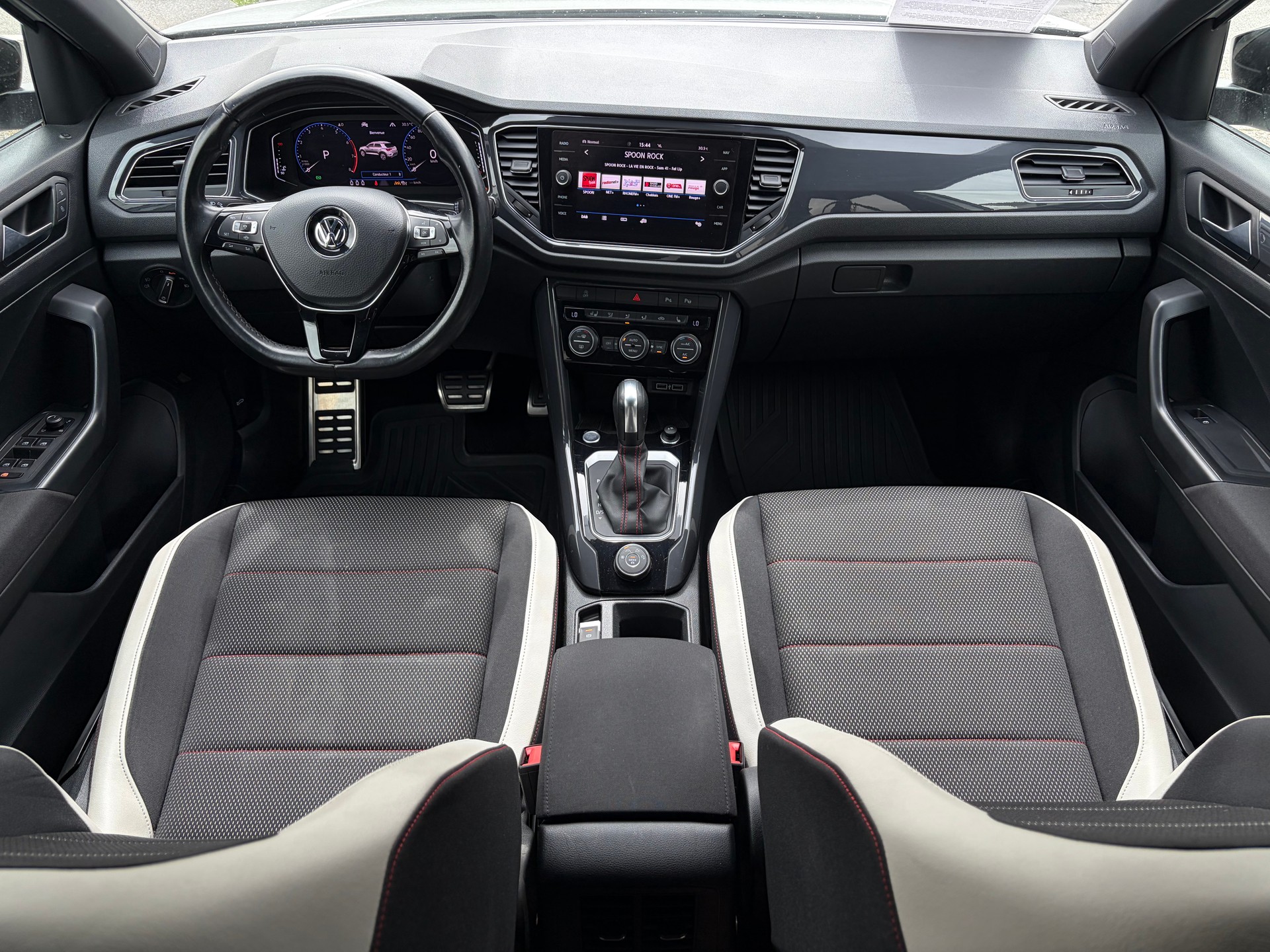 VW T-Roc 2.0 TSI Sport DSG 4Motion-image-8