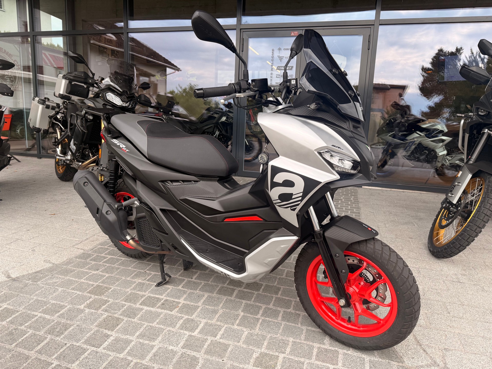 APRILIA SR 125 GT Sport ABS-image-0