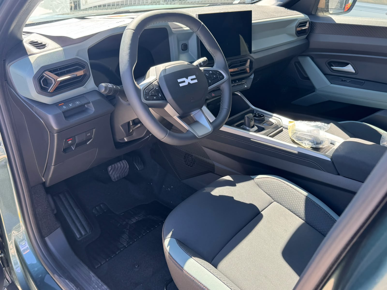DACIA Bigster 1.2 Hybrid Extreme 4WD-image-4