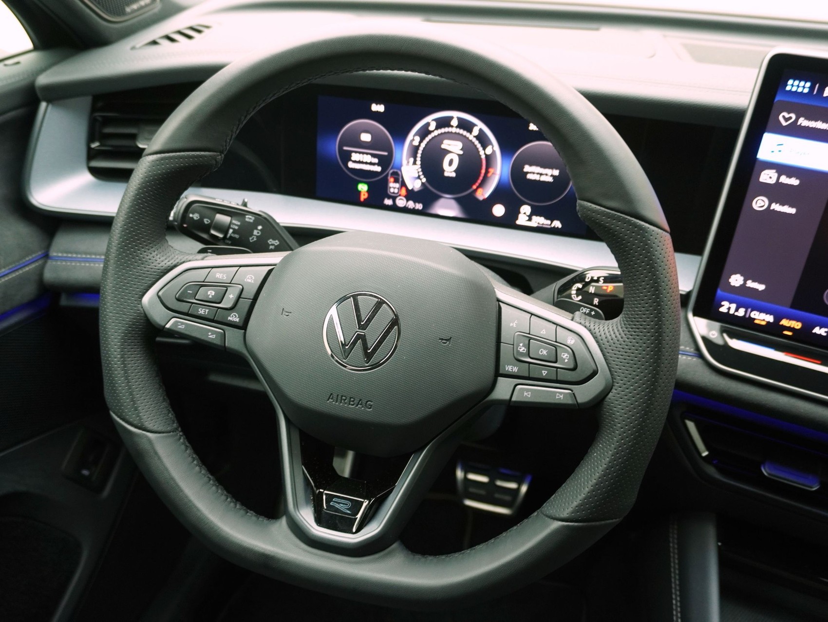 VW Tayron 2.0 TSI DSG R-Line Black Style 4Motion **VW Werksgarantie bis 11/2030**-image-12