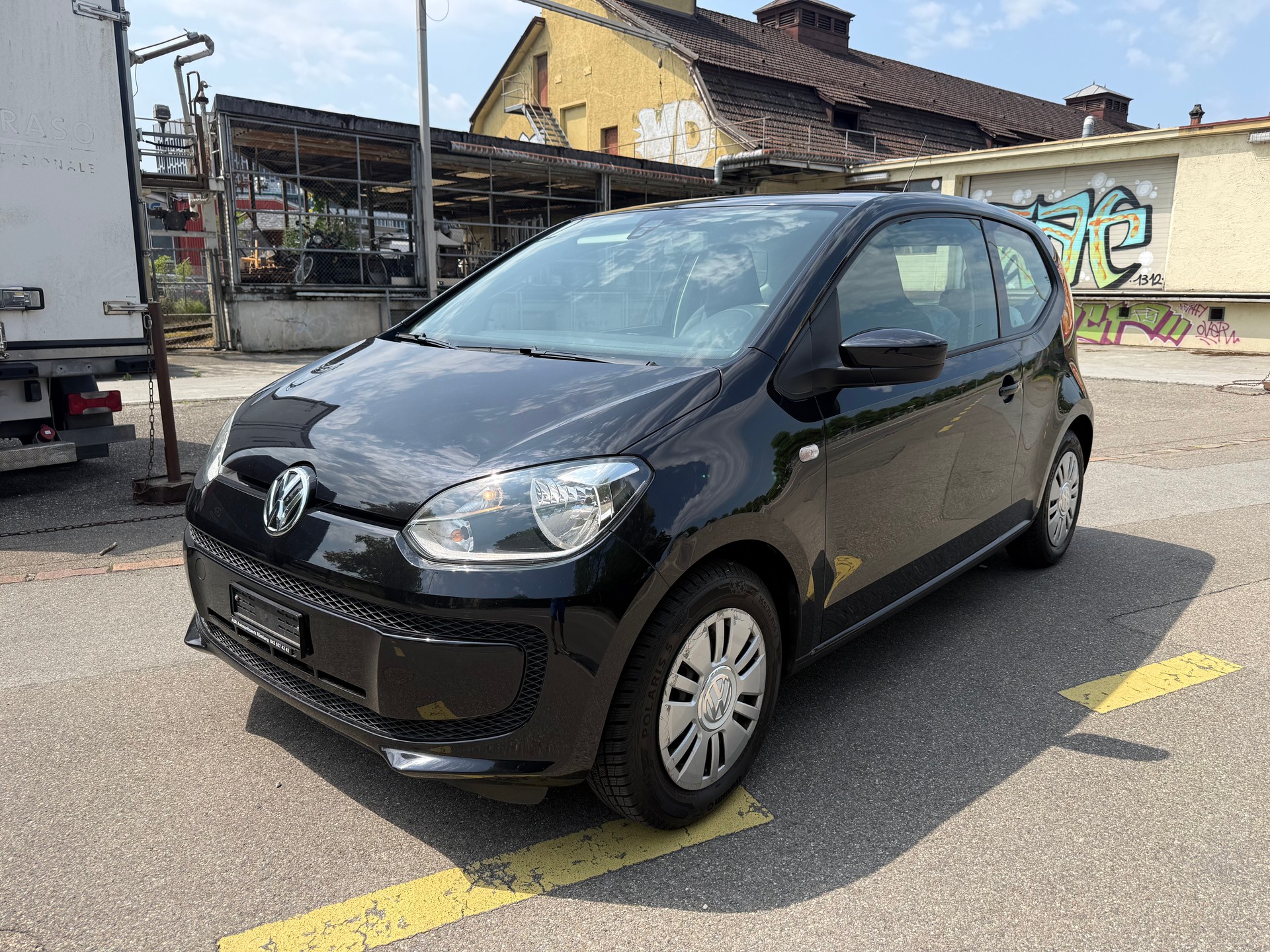 VW Up 1.0 take up