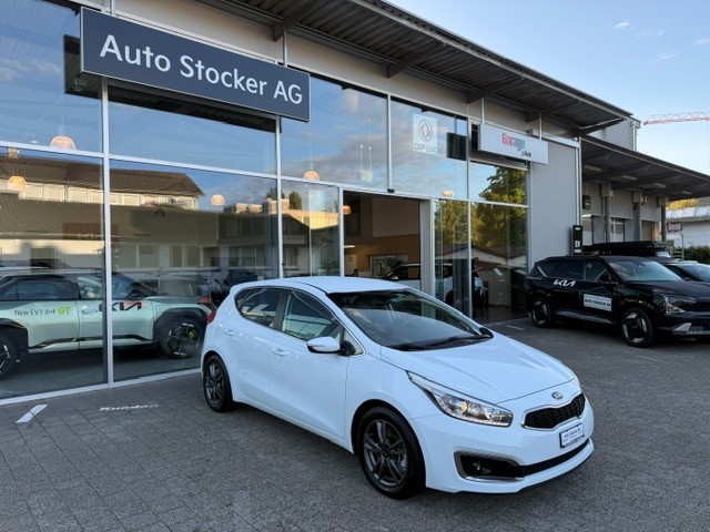 KIA Cee'd 1.0 T-GDi Swiss Champion-showroom-element-1