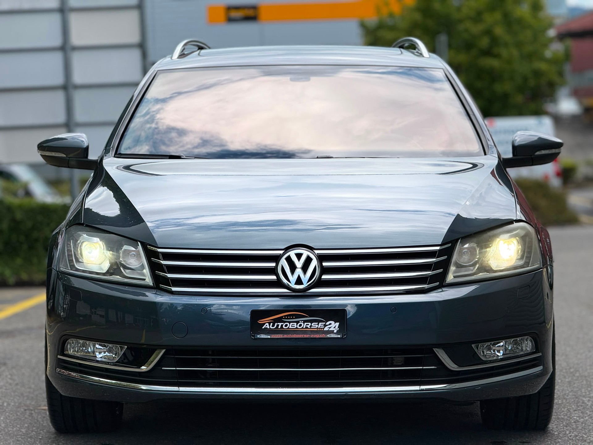 VW Passat Variant 2.0 TDI 177 BlueMT High.DSG 4m-showroom-element-2