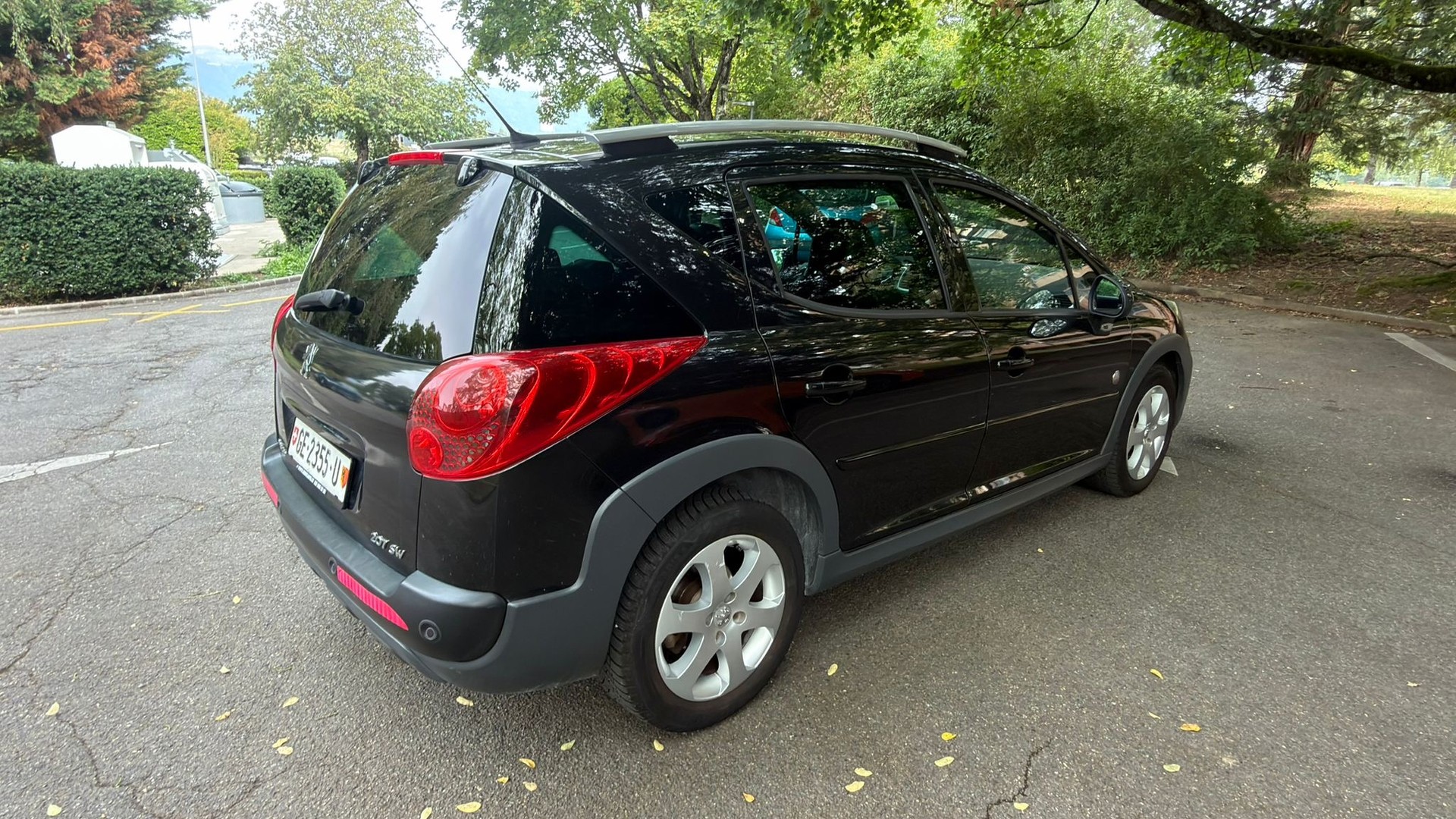 PEUGEOT 207 SW 1.6 16V Outdoor-showroom-element-3