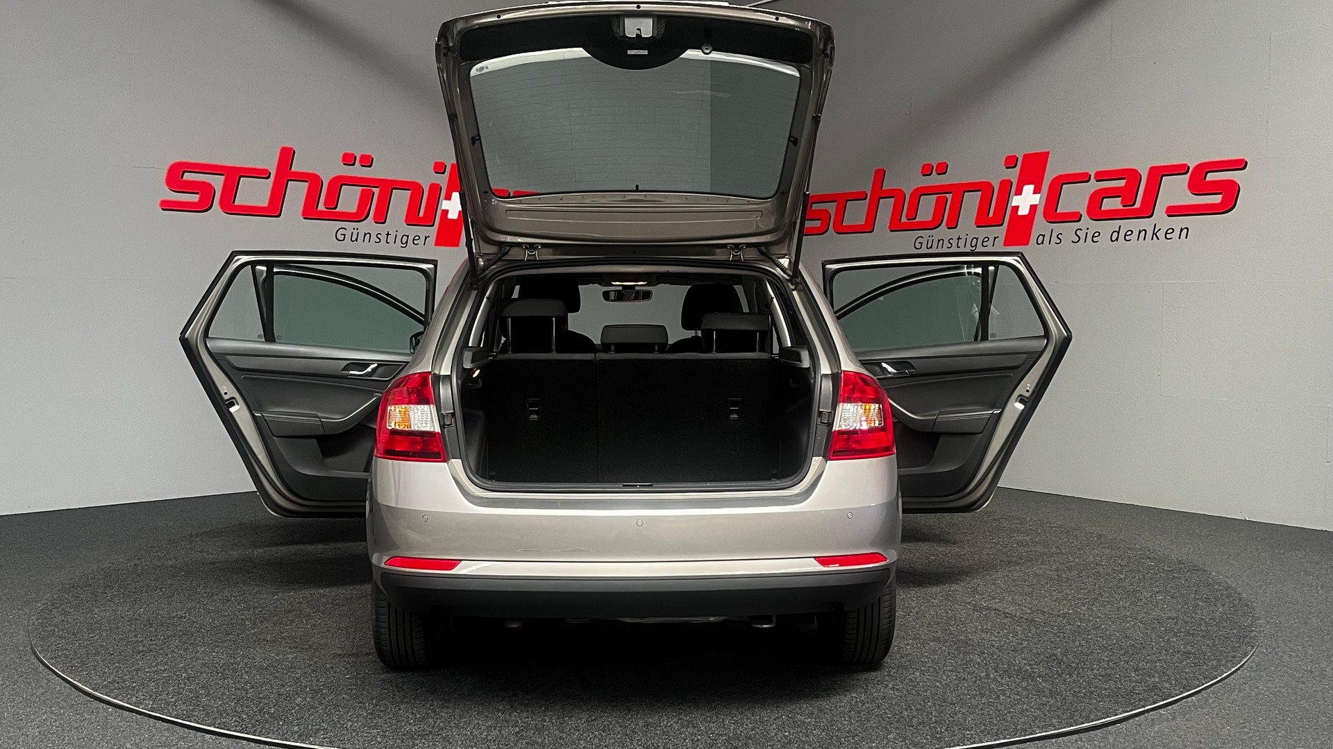 SKODA Rapid Spaceback 1.2 TSI Ambition-image-4