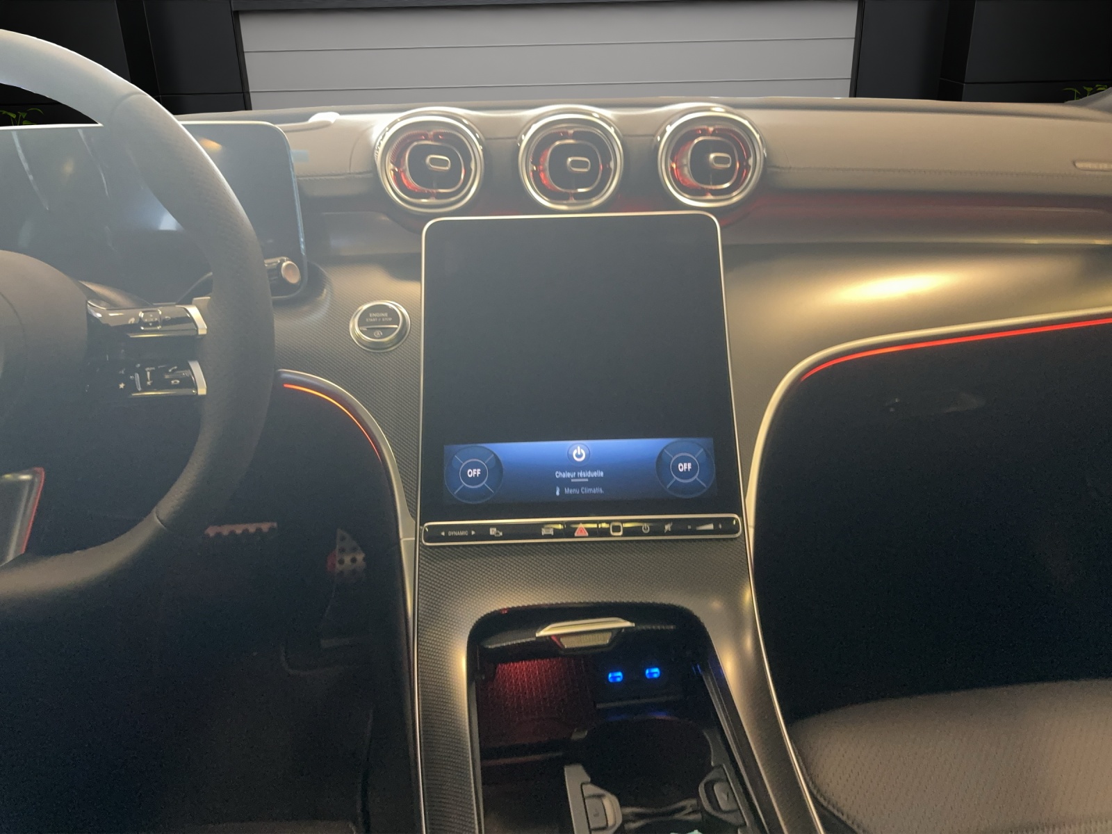 MERCEDES-BENZ C 220 d T 4 Matic-image-13