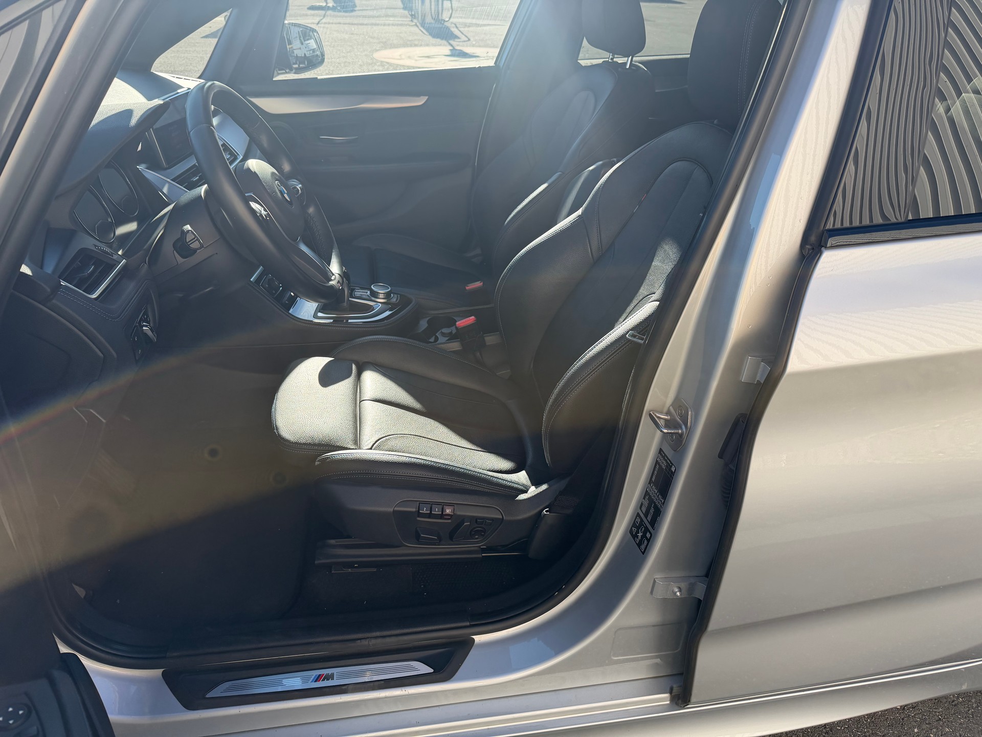 BMW 218d xDrive Active Tourer Steptronic Fleet Edition-image-12