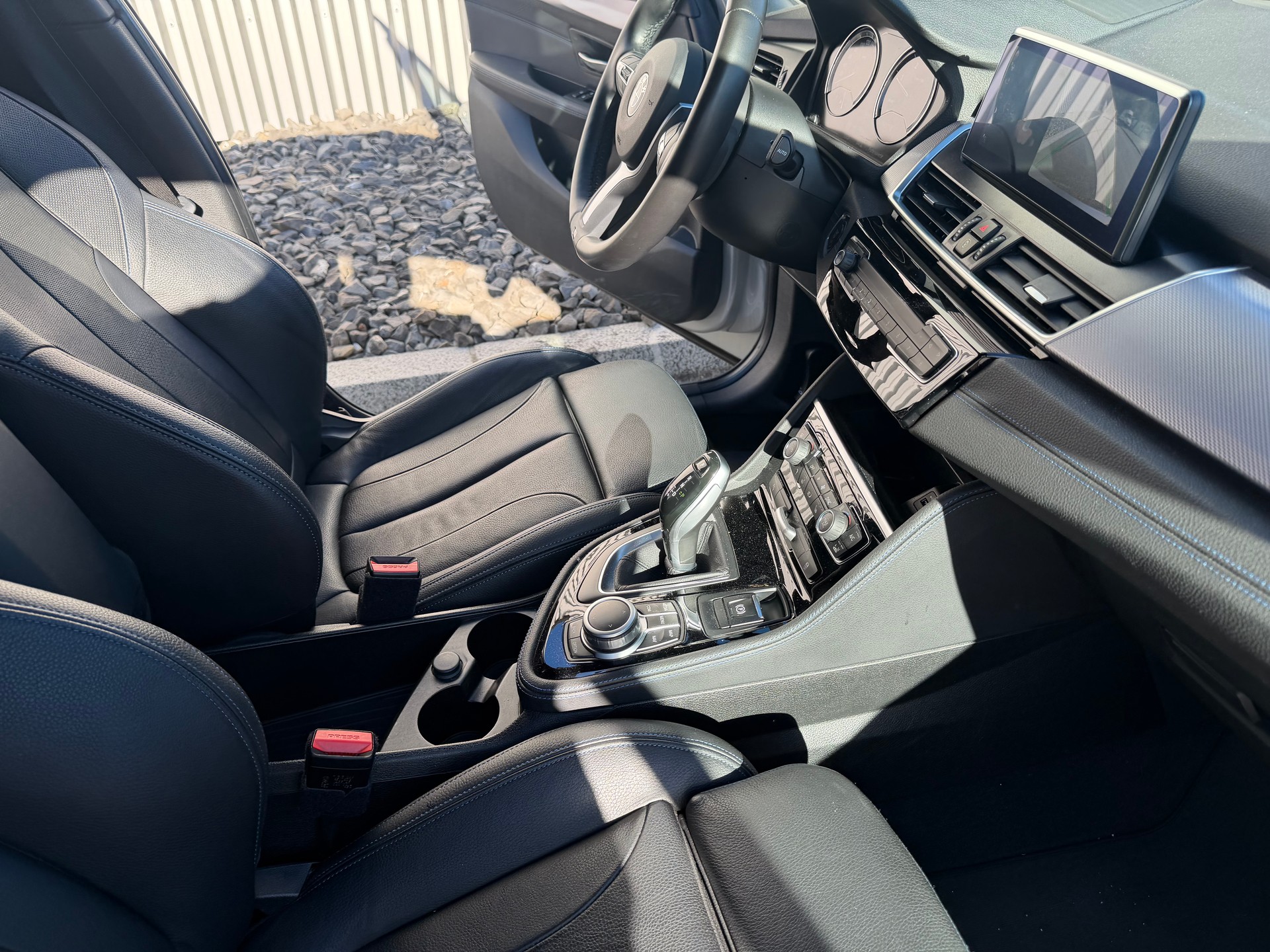 BMW 218d xDrive Active Tourer Steptronic Fleet Edition-image-33