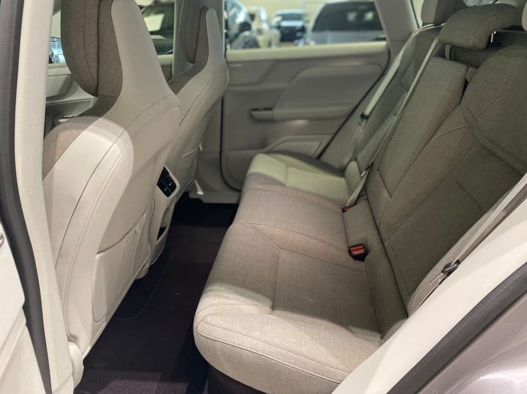 VOLVO EX60 Ultra AWD-image-9