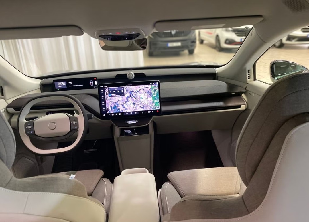 VOLVO EX60 Ultra AWD-showroom-element-1