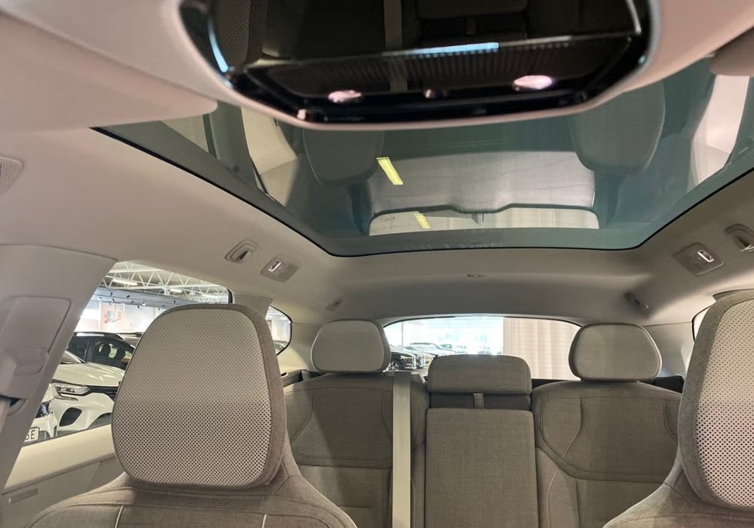 VOLVO EX60 Ultra AWD-image-13