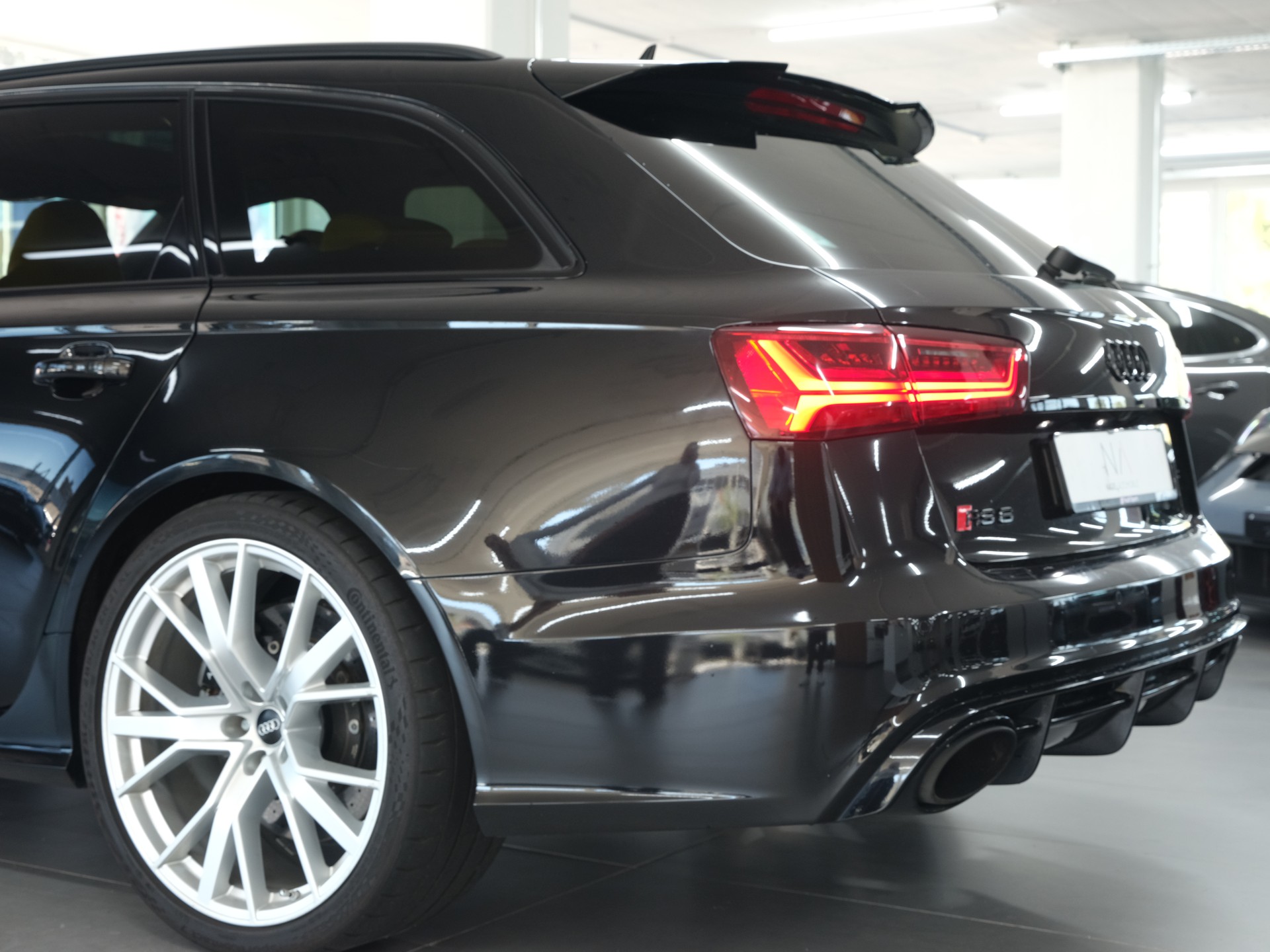 AUDI RS6 Avant 4.0 TFSI V8 performance quattro *Bose* *RS-Performance* *Panorama*-image-14