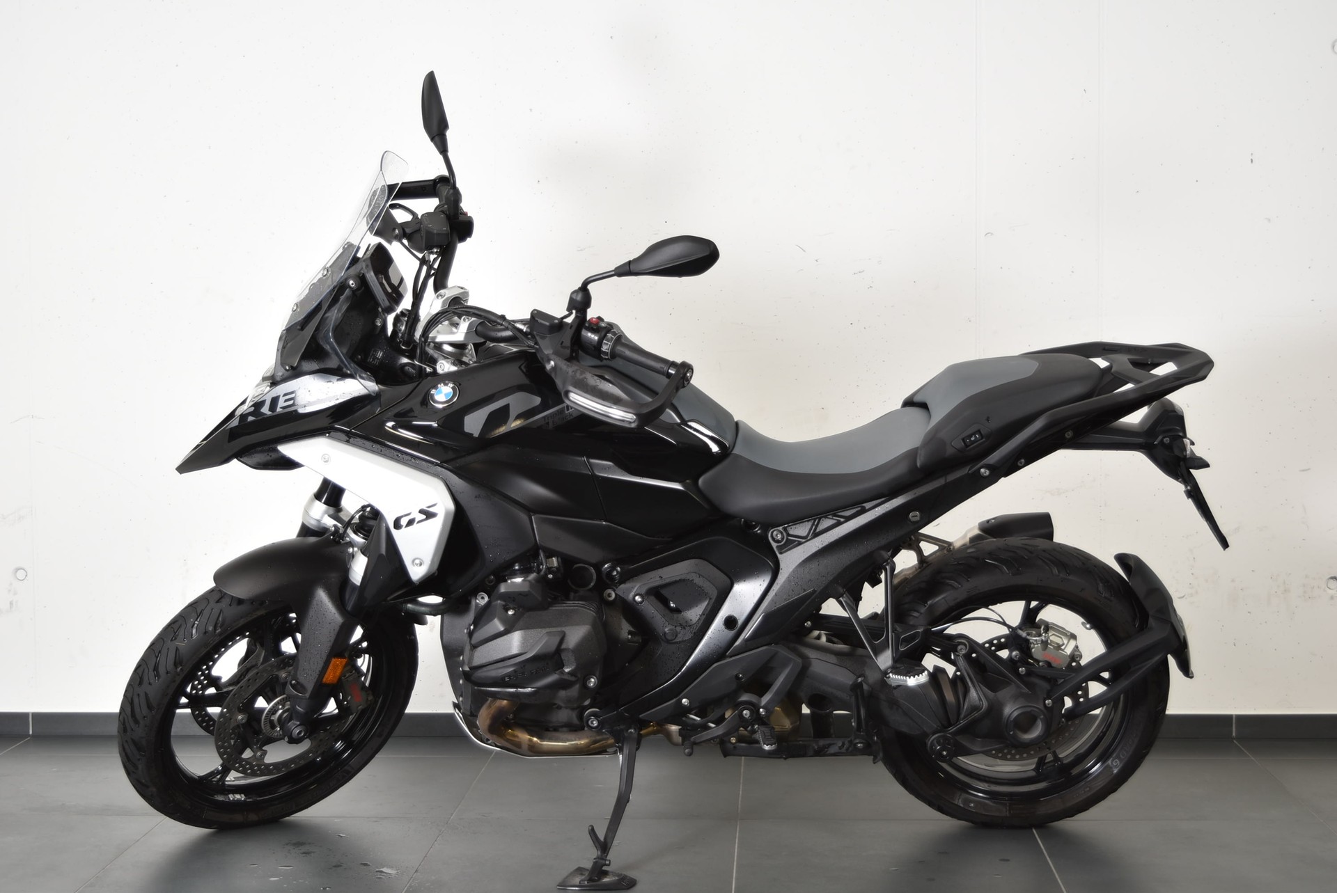 BMW R 1300 GS-image-0