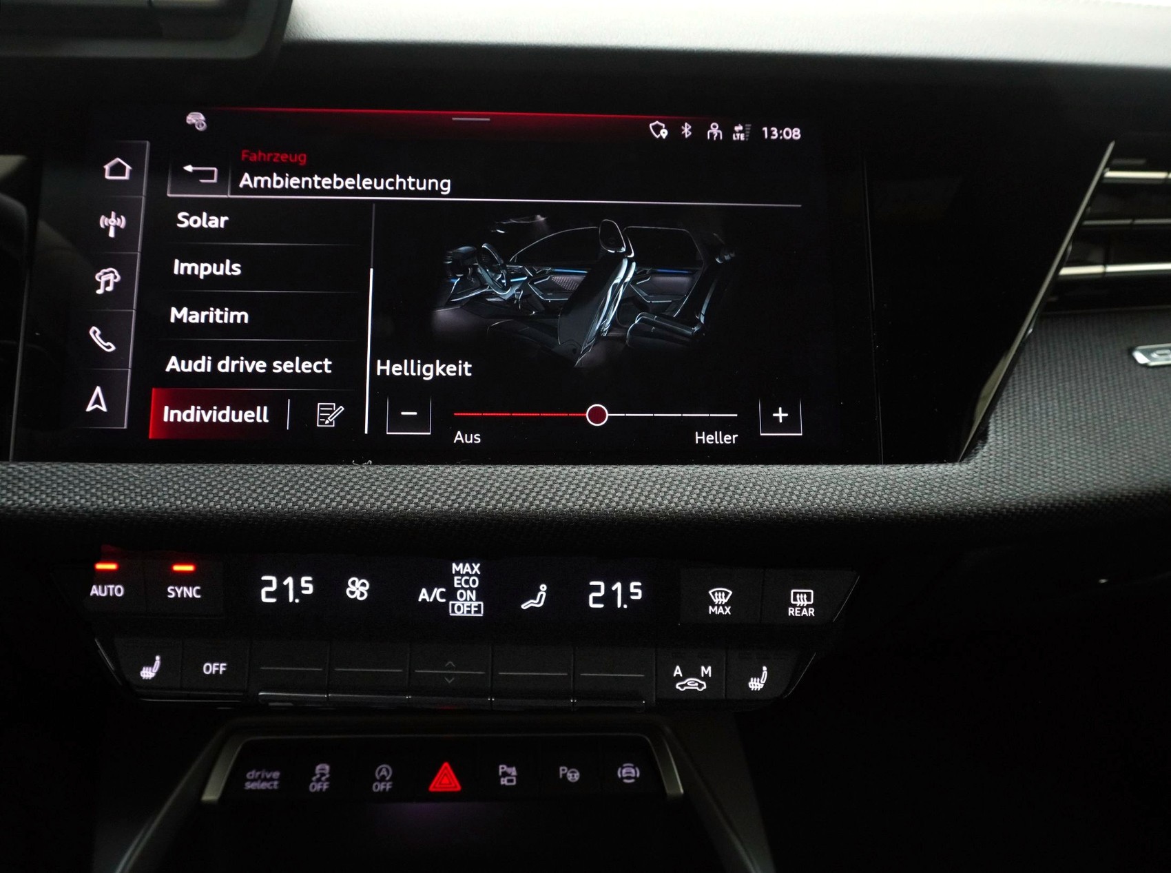 AUDI S3 Sportback 2.0 T FSI quattro S-Tronic-image-22