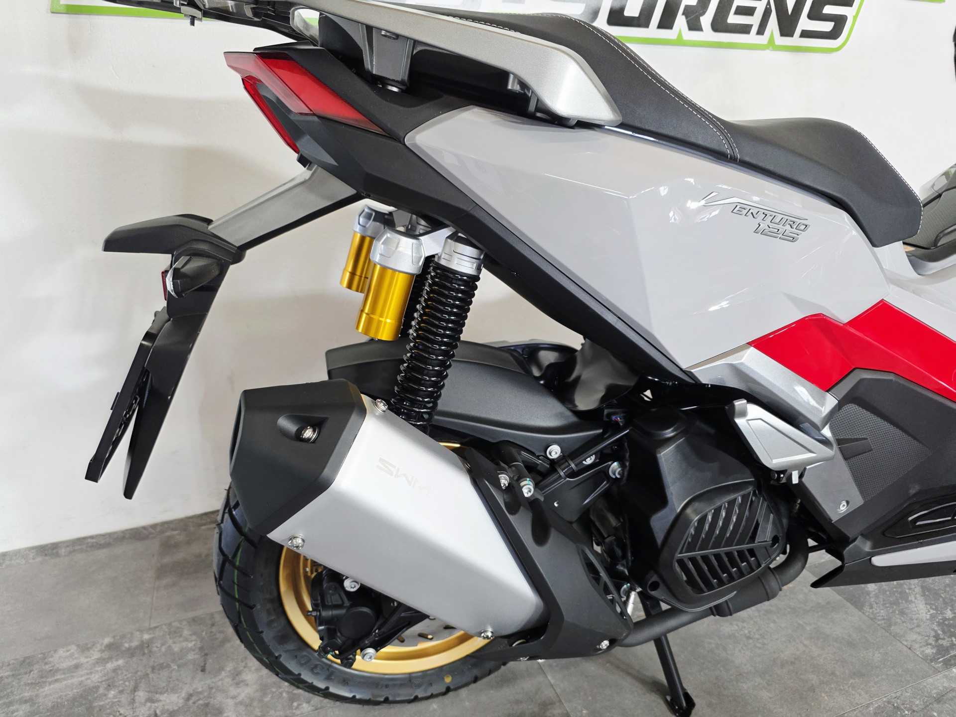 SWM VENTURO 125-image-4