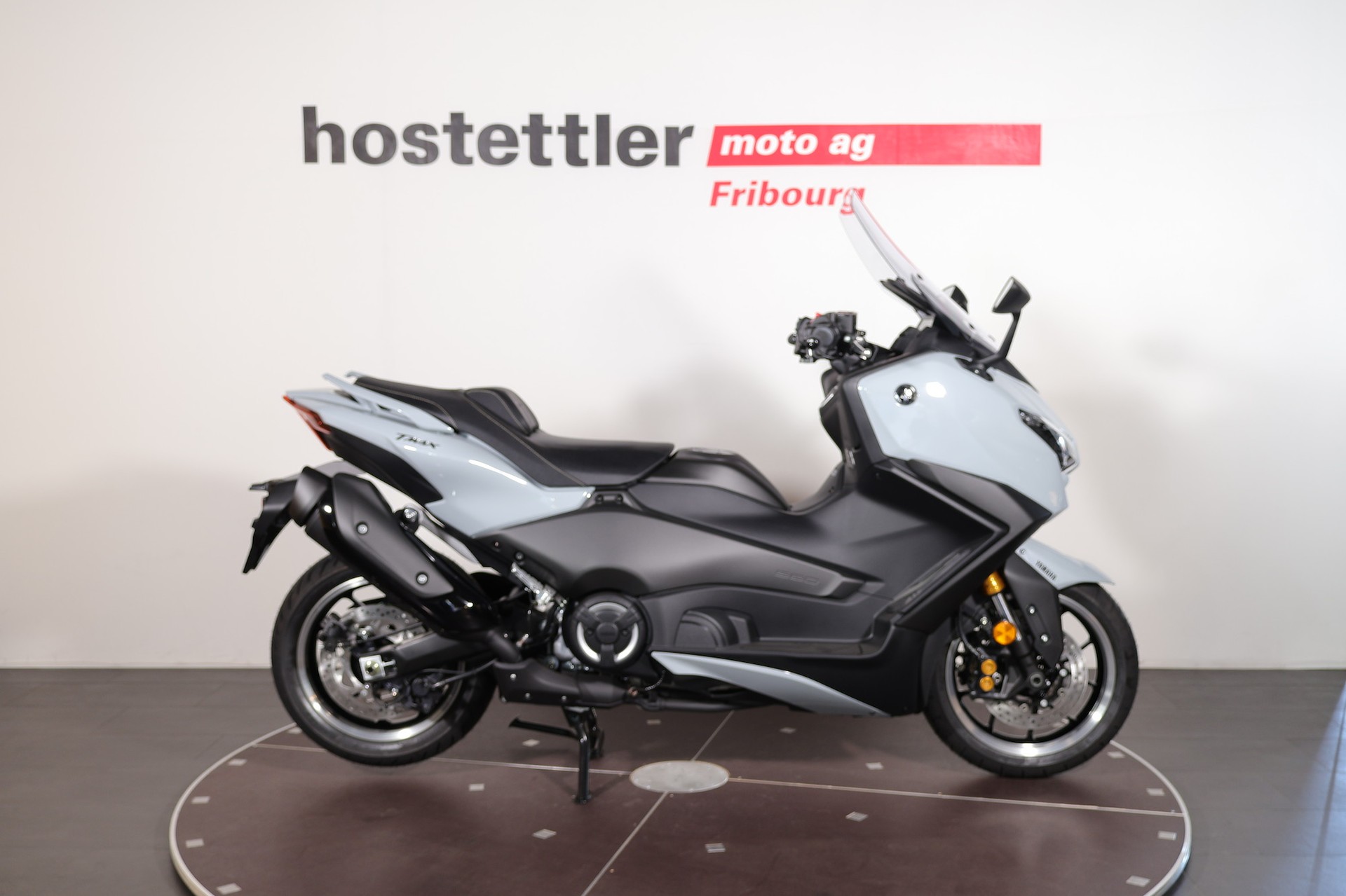 YAMAHA TMAX Tech MAX-image-1