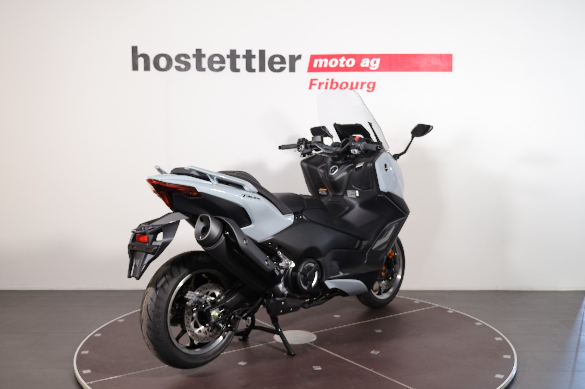 YAMAHA TMAX Tech MAX-image-2