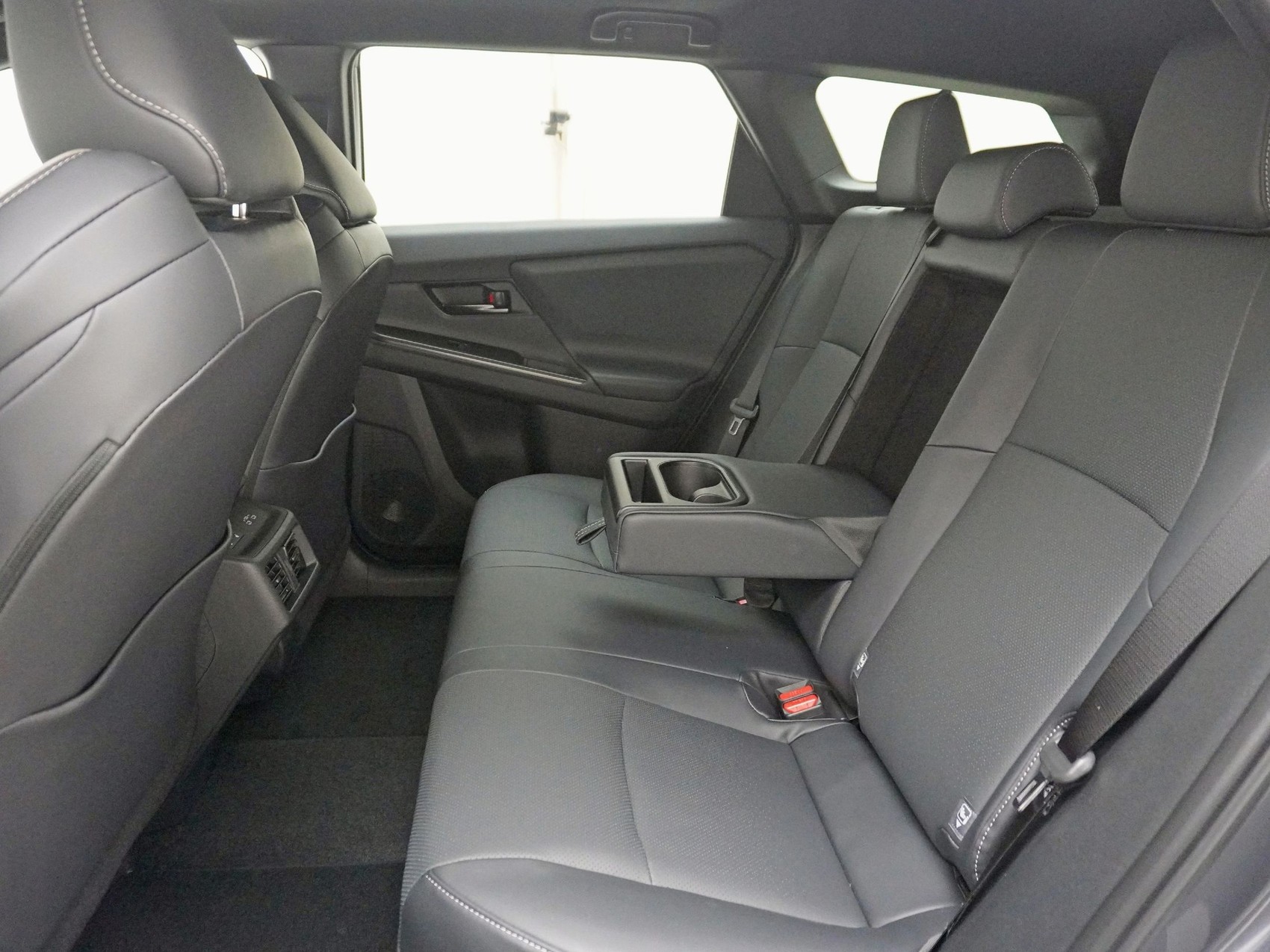 TOYOTA bZ4X Touring Premium AWD ** 360° Kamera **-image-20