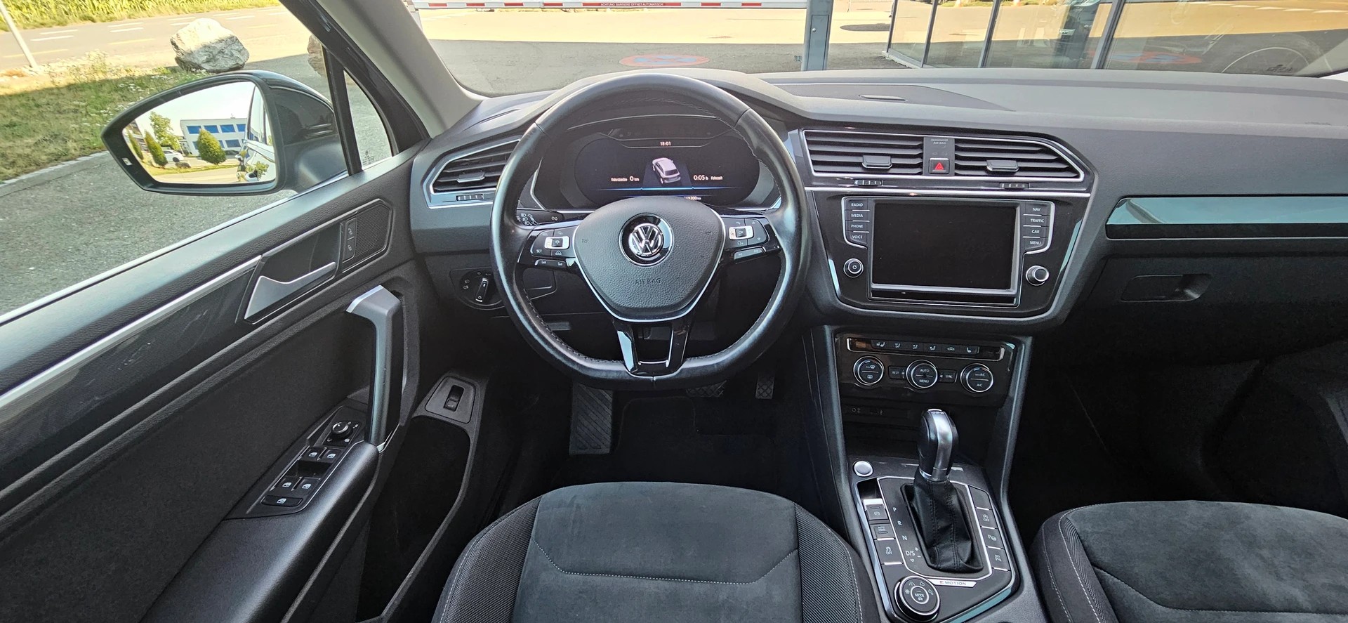 VW Tiguan 2.0 TDI SCR Highline4Motion DSG-image-7