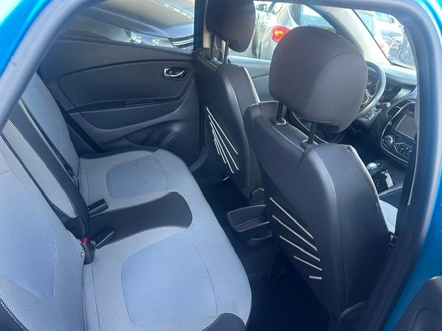RENAULT Captur 1.2 T 16V Outdoor + EDC-image-9